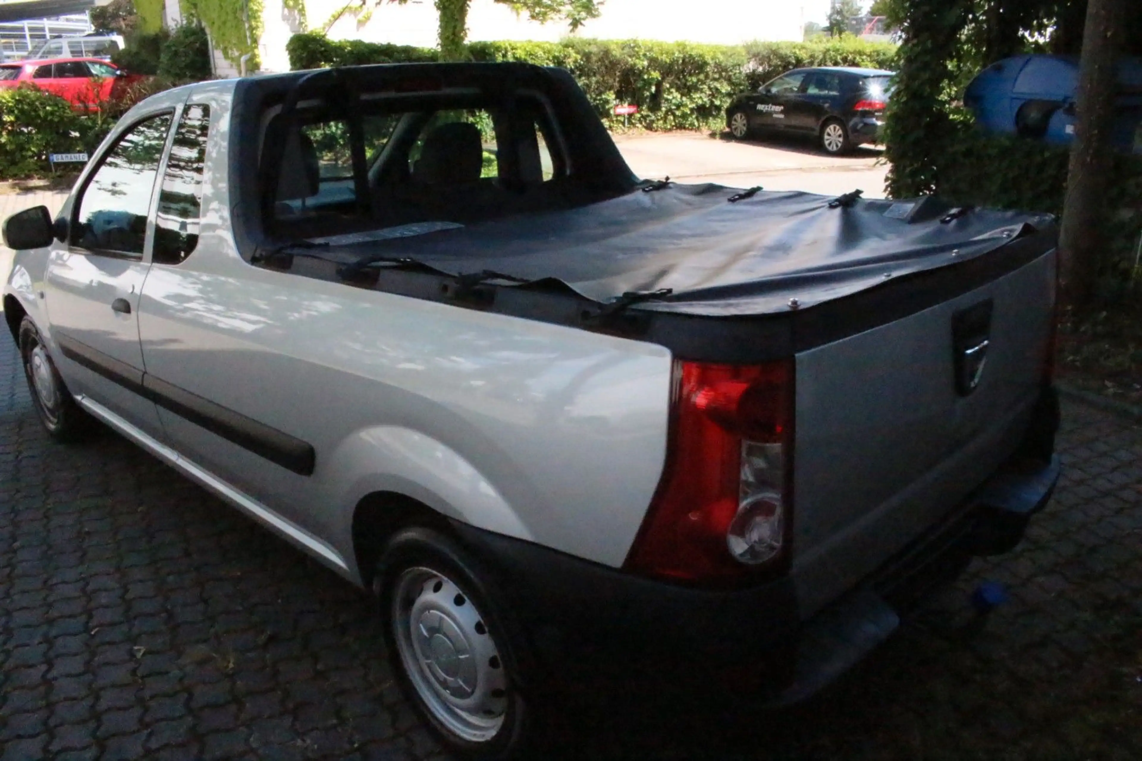 Dacia Logan Pickup Ambiance — photo 7