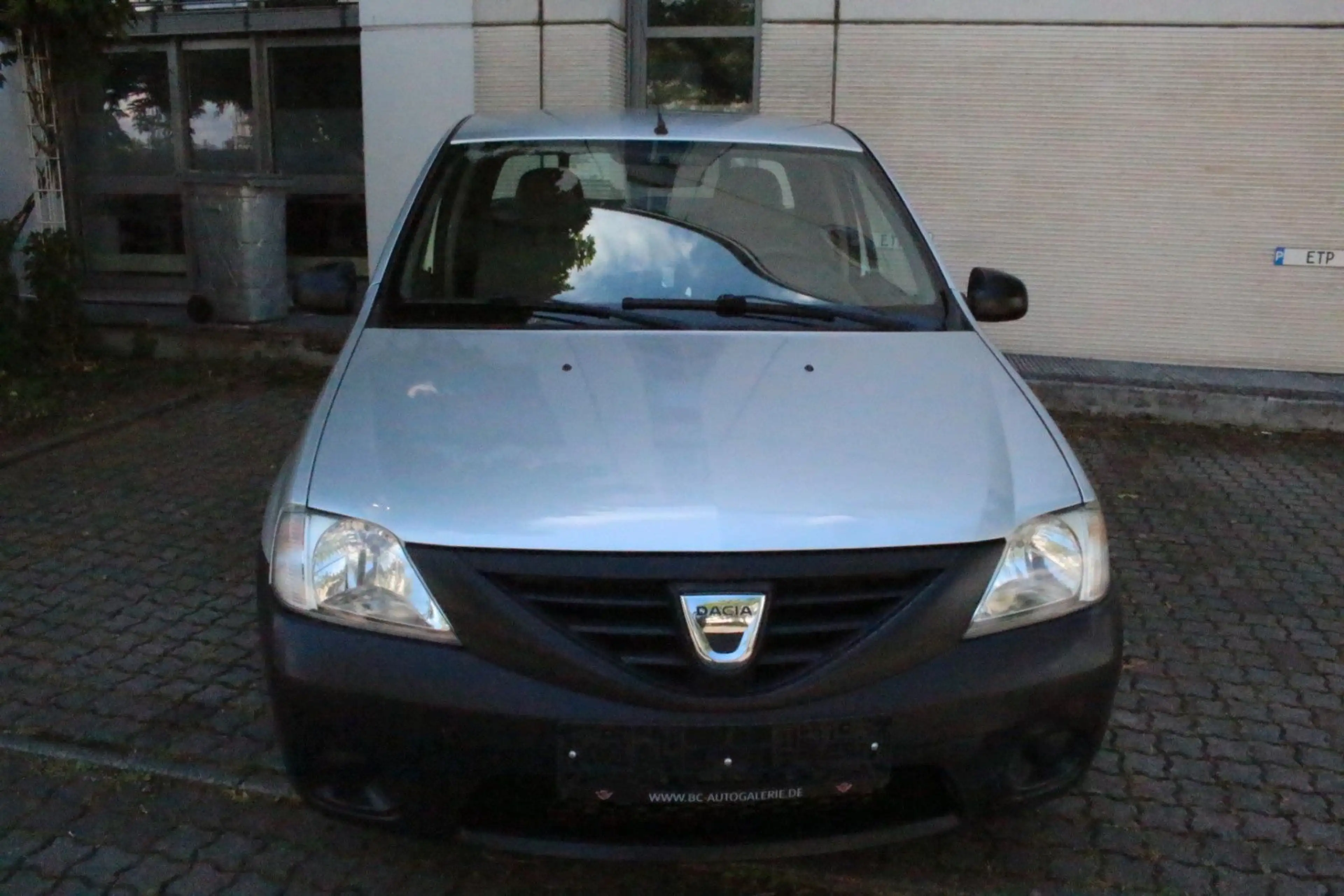 Dacia Logan Pickup Ambiance — photo 2