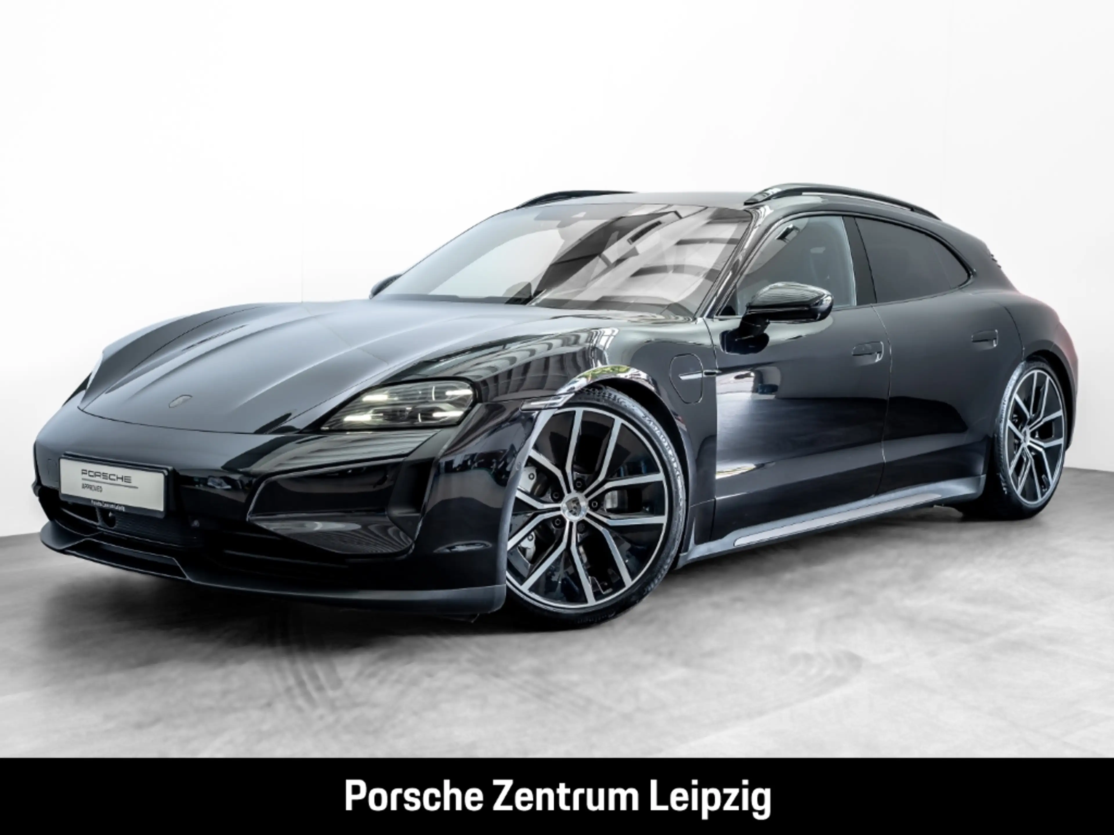 Porsche Taycan Turbo Sport Turismo Active-Ride Burmester
