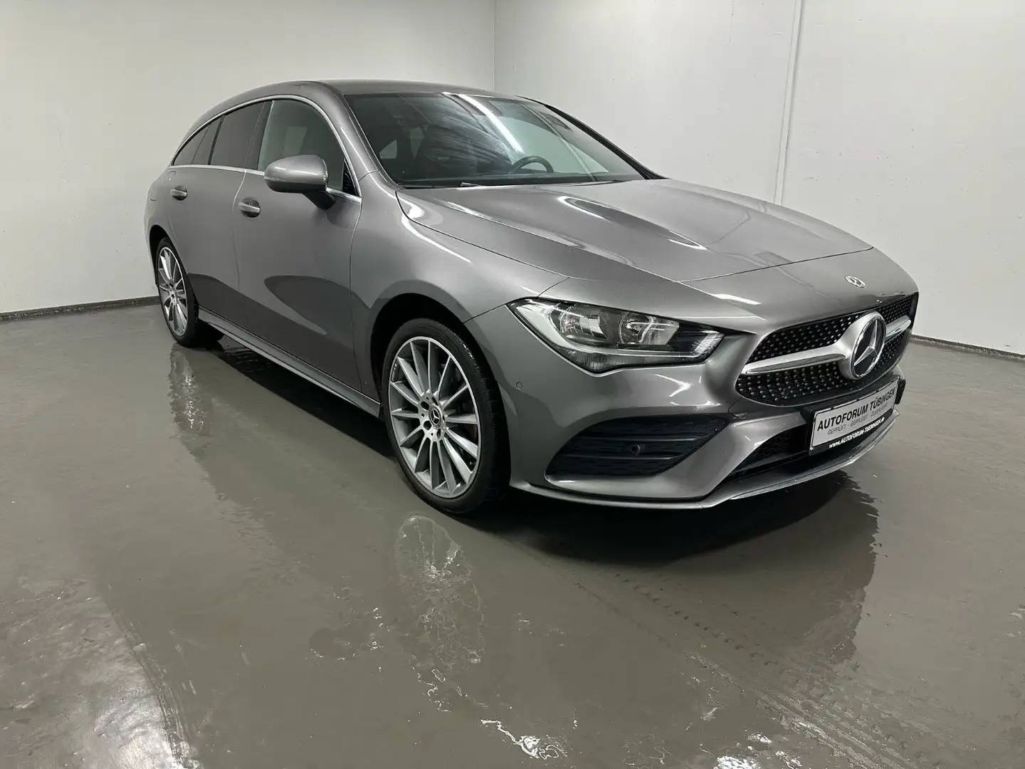 Mercedes-Benz CLA 250 CLA 250 e ShootingBrake *AMG*EXCLSUIVE*KAMERA Grijs - 2