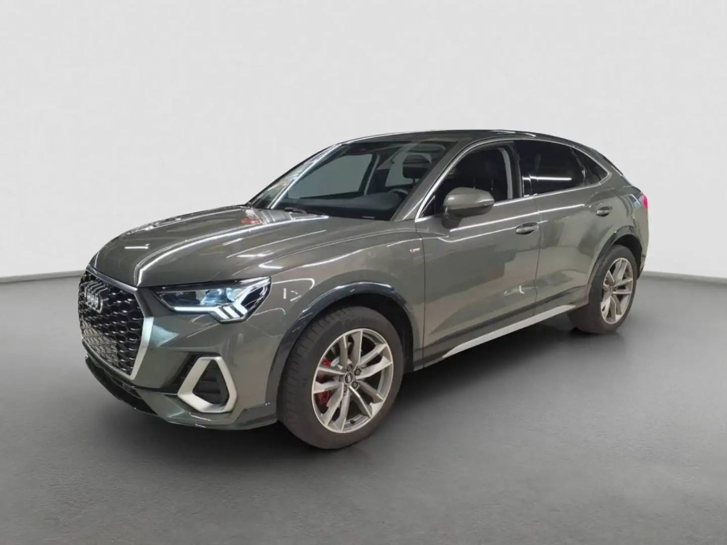 Audi Q3 Sportback 45 TFSI qu S line SONOS STANDHZG AHK Grau - 2