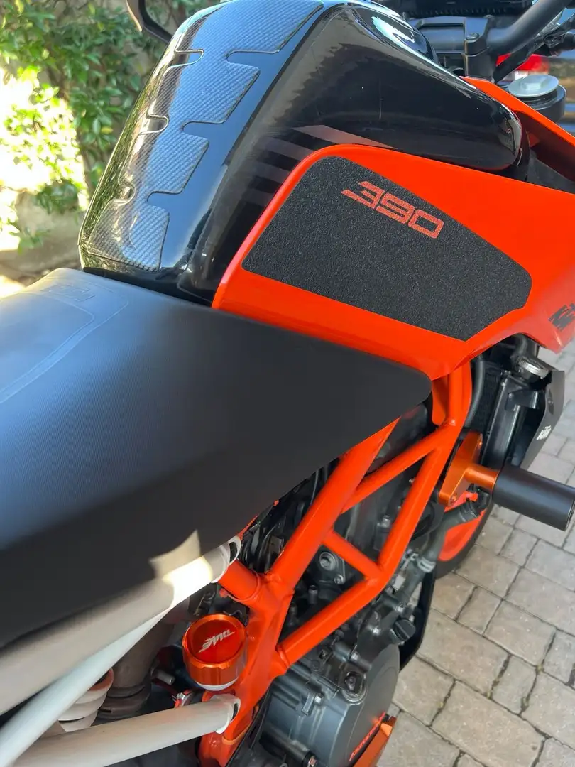 KTM 390 Duke - 2