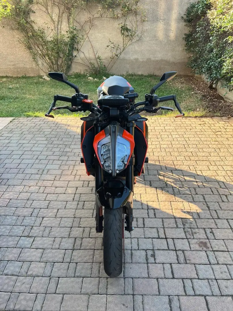 KTM 390 Duke - 1