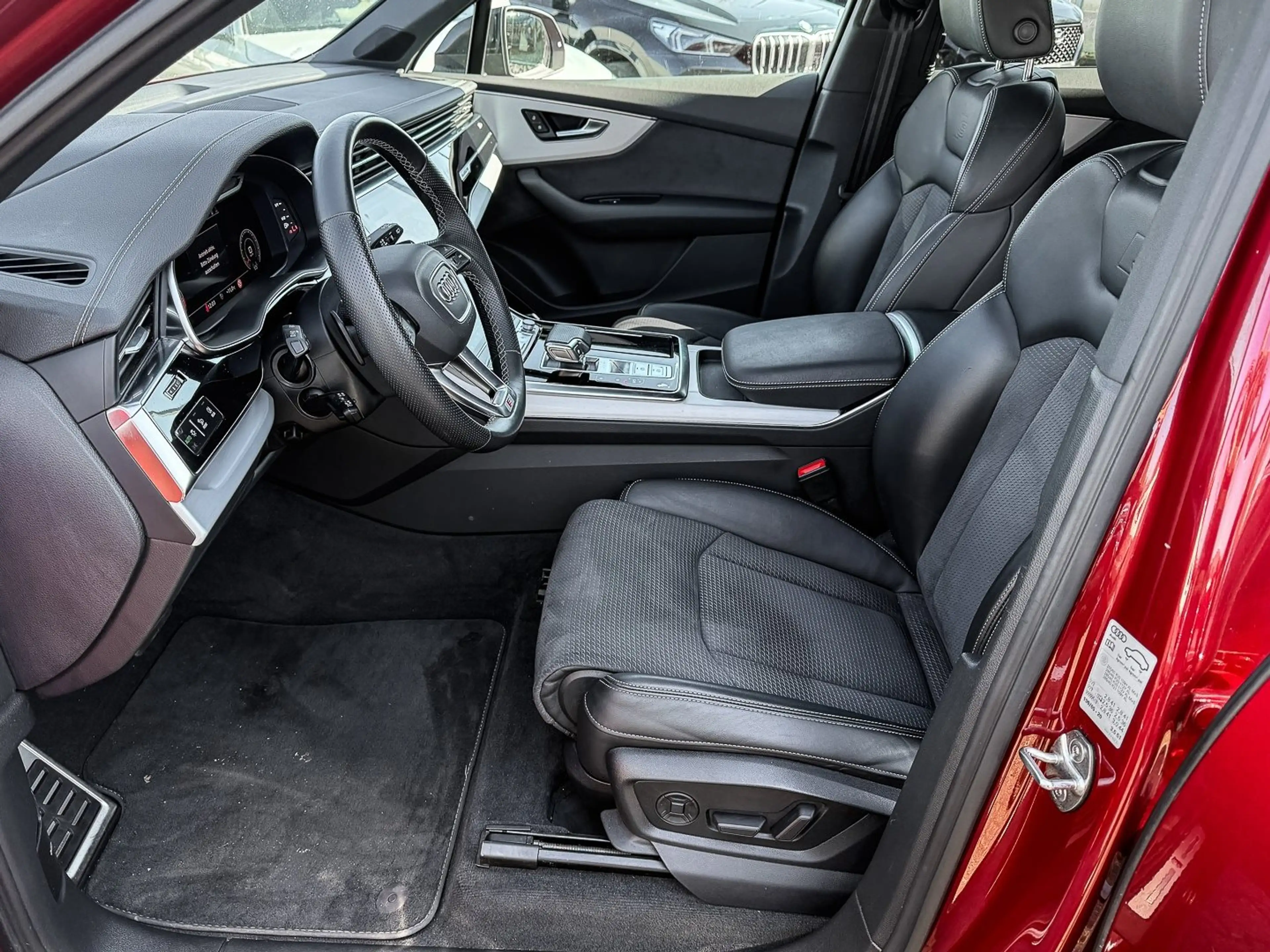Audi SQ7 AHK+HUD+LASER+PANO+B&O+STANDH — photo 15