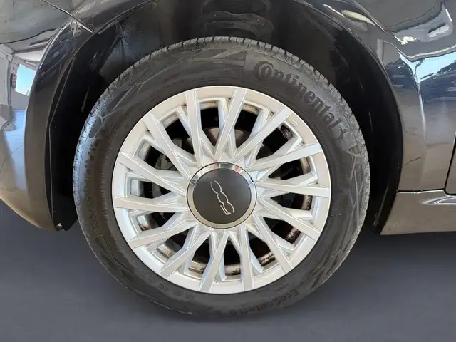 Fiat 500 view 9