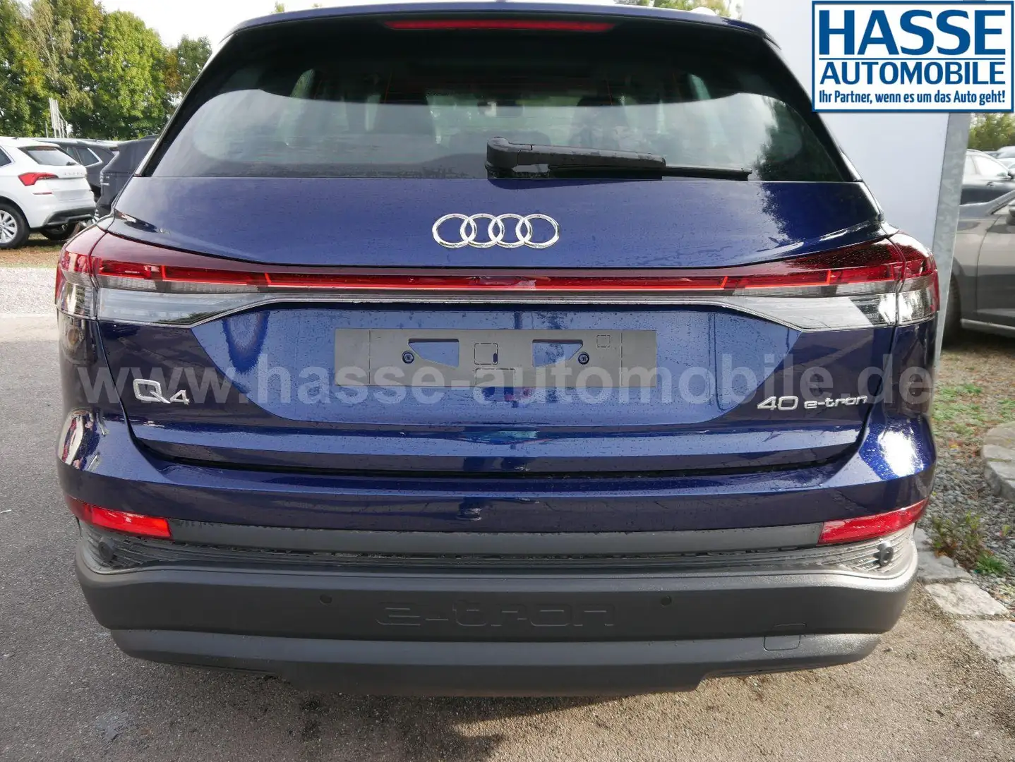 Audi Q4 e-tron 40 * ANSCHLUSSGARANTIE NAVI MATRIX-LED STANDKLI... Modrá - 2