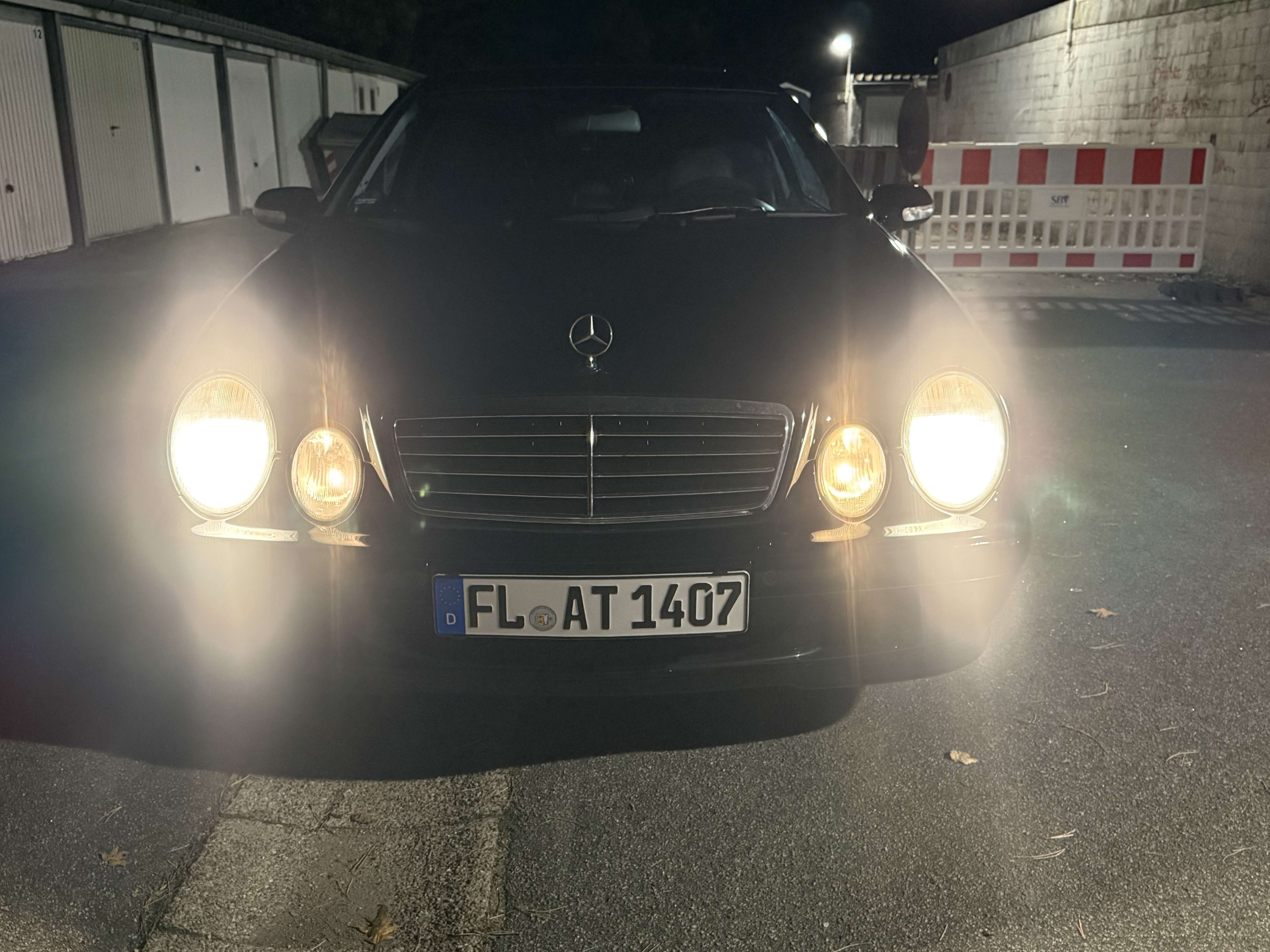 Second hand Mercedes Benz Clk-Class 200