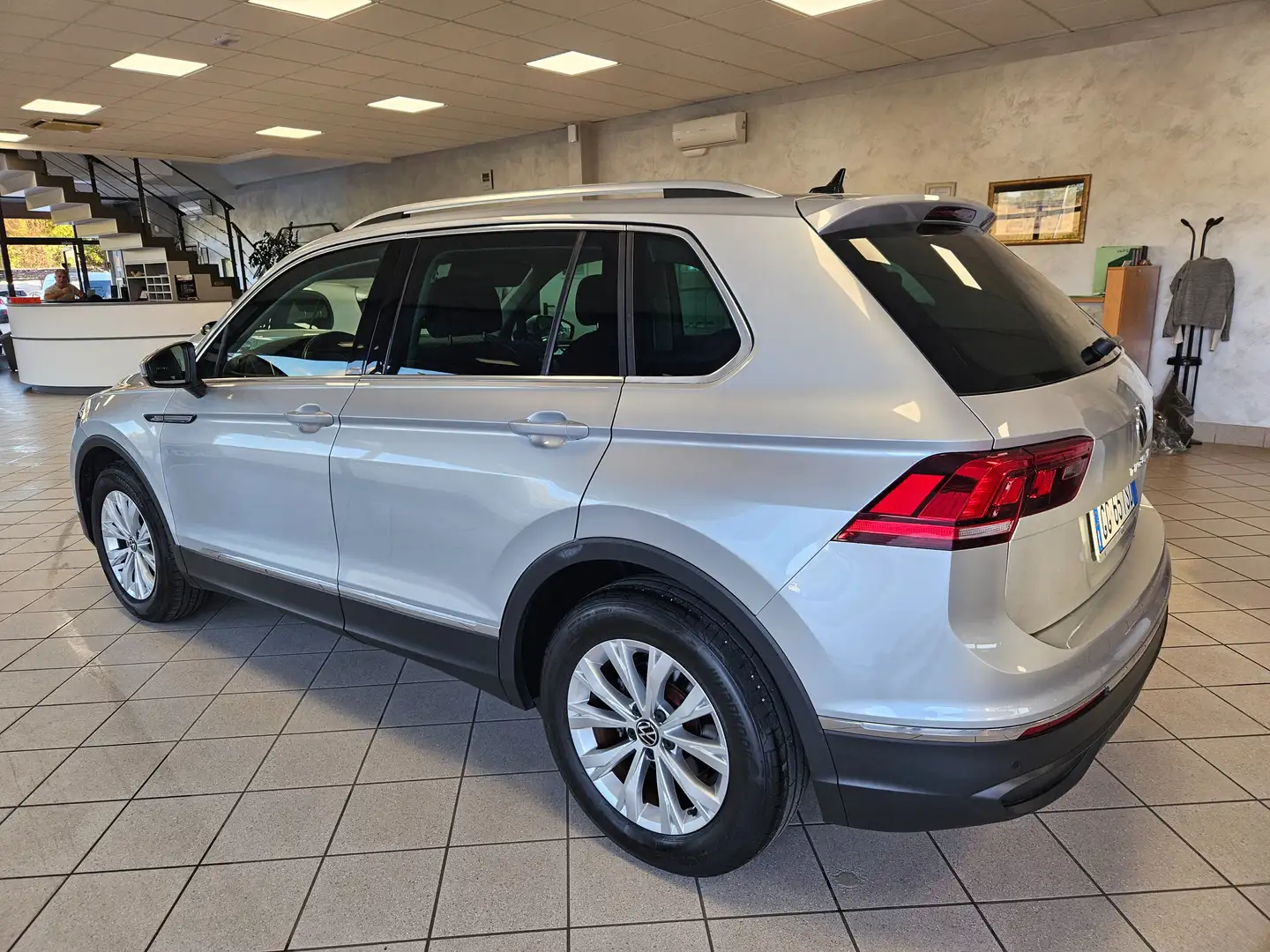 Volkswagen Tiguan Tiguan II 2.0 tdi Life150cv dsg - 2