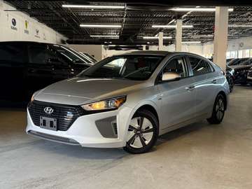 Essential l FWD l Hybrid l 1.6L l 4Cyl l Eco l BSM