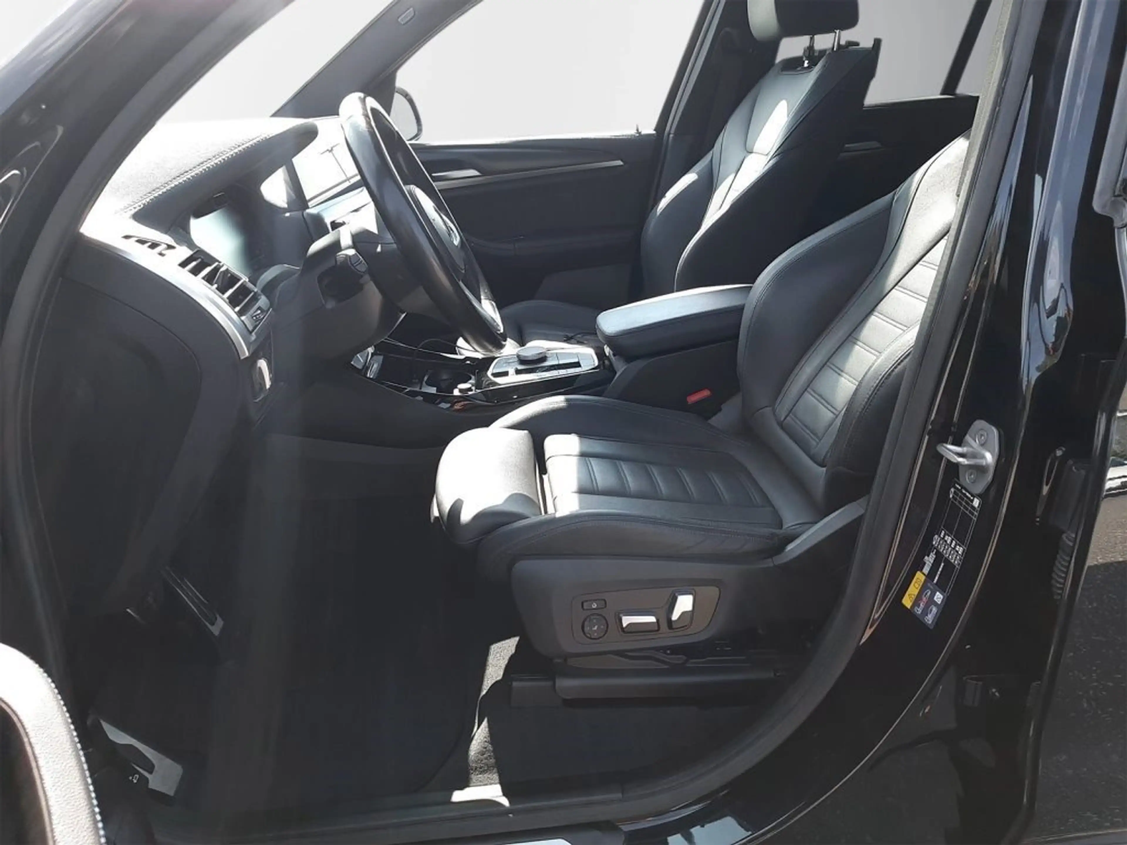 BMW iX3 M-Sport AHK Pano ACC Head-Up HK HiFi DAB uvm. — photo 8