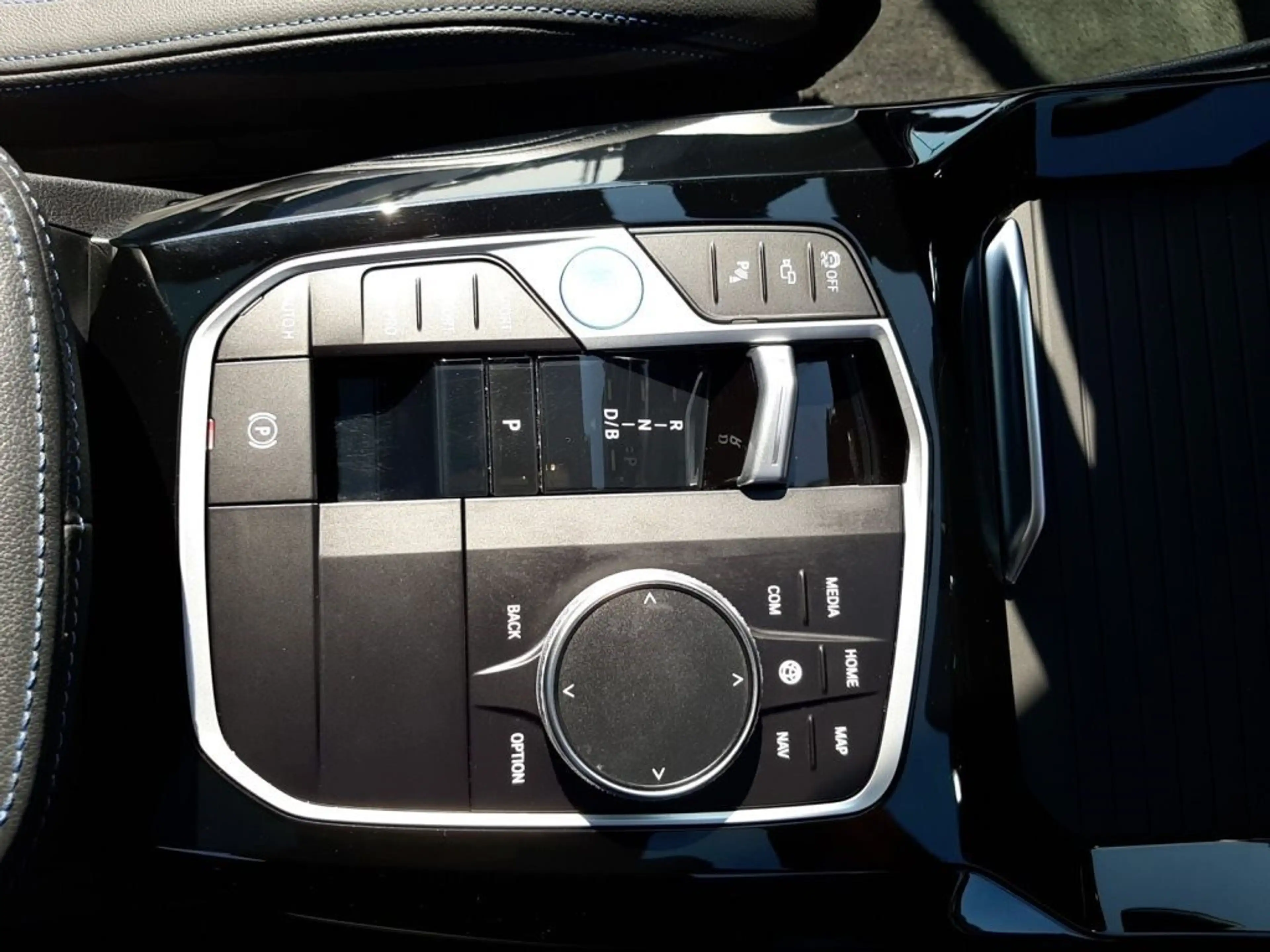 BMW iX3 M-Sport AHK Pano ACC Head-Up HK HiFi DAB uvm. — photo 13