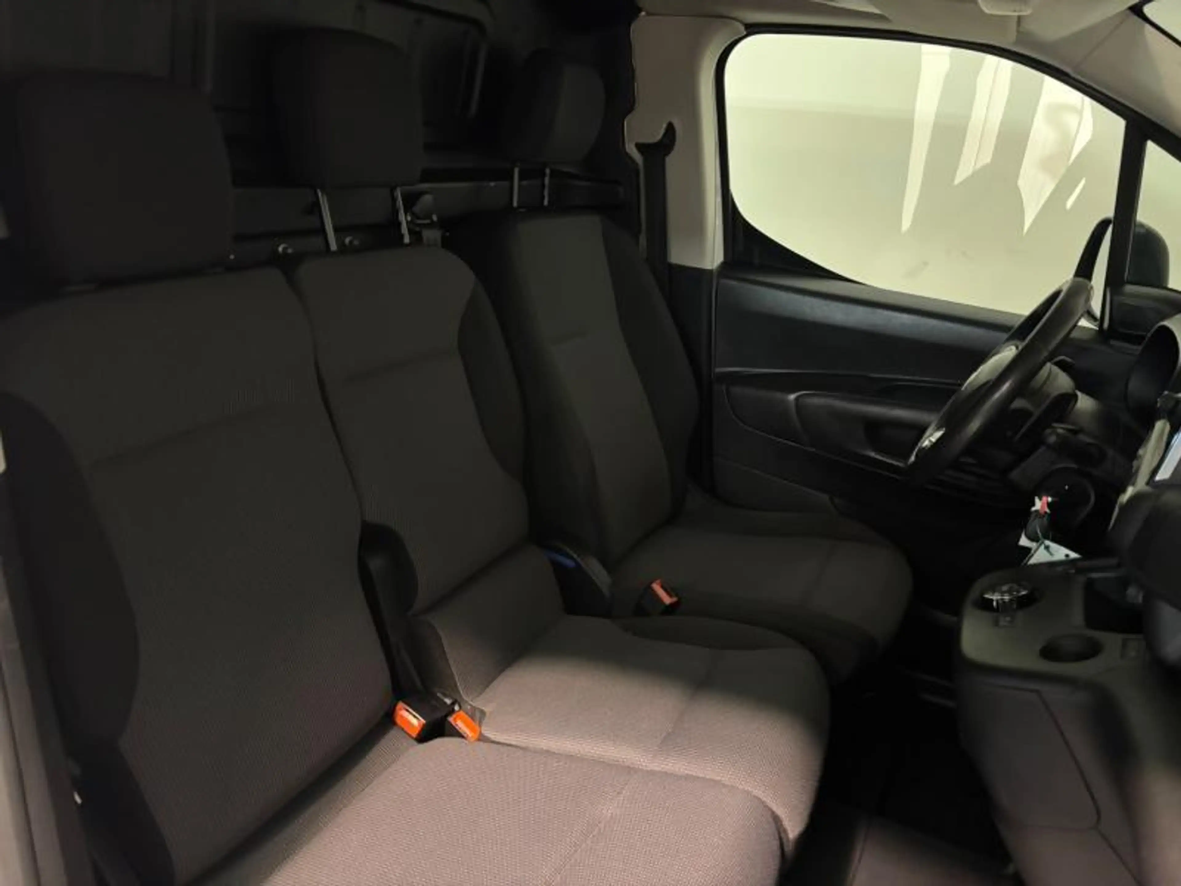 Citroen Berlingo VAN taille M Light AUTOMATIQUE — photo 13