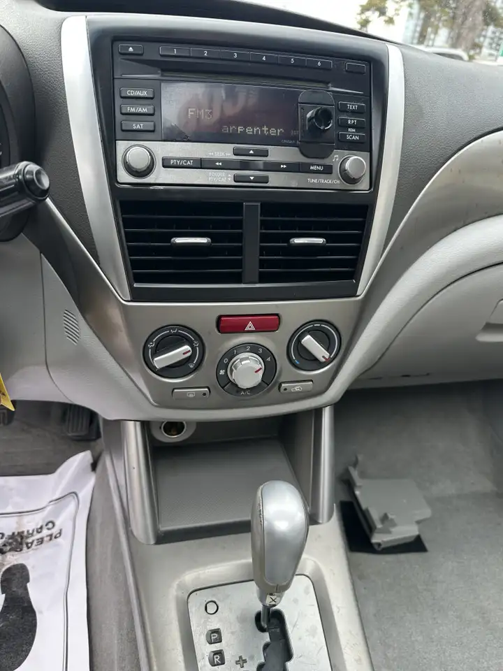 Subaru Forester снимка Subaru Forester