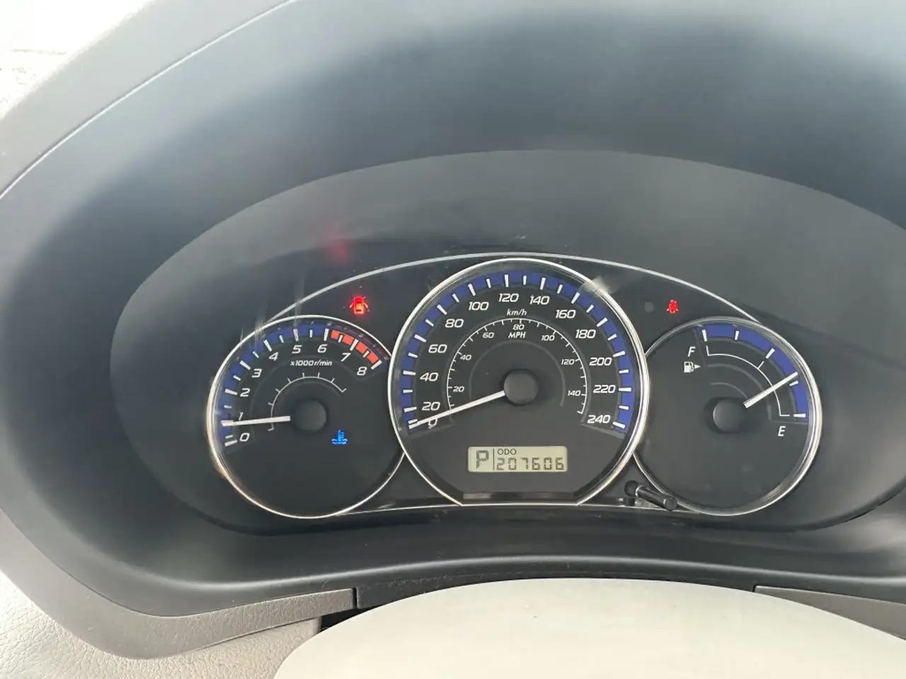 Subaru Forester снимка Subaru Forester