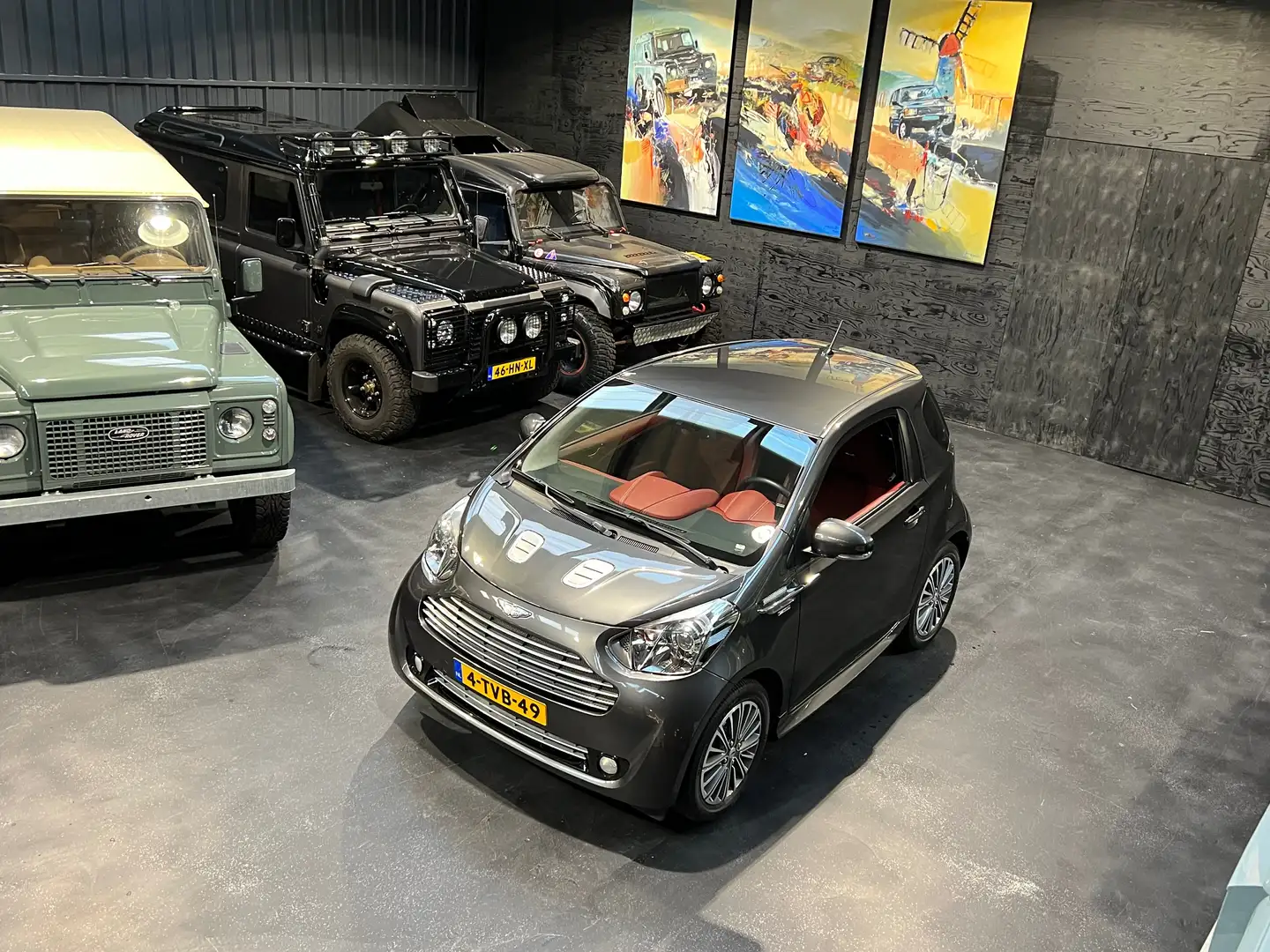 Aston Martin Cygnet 1.3i Q color Meteorite Silver! Сірий - 1