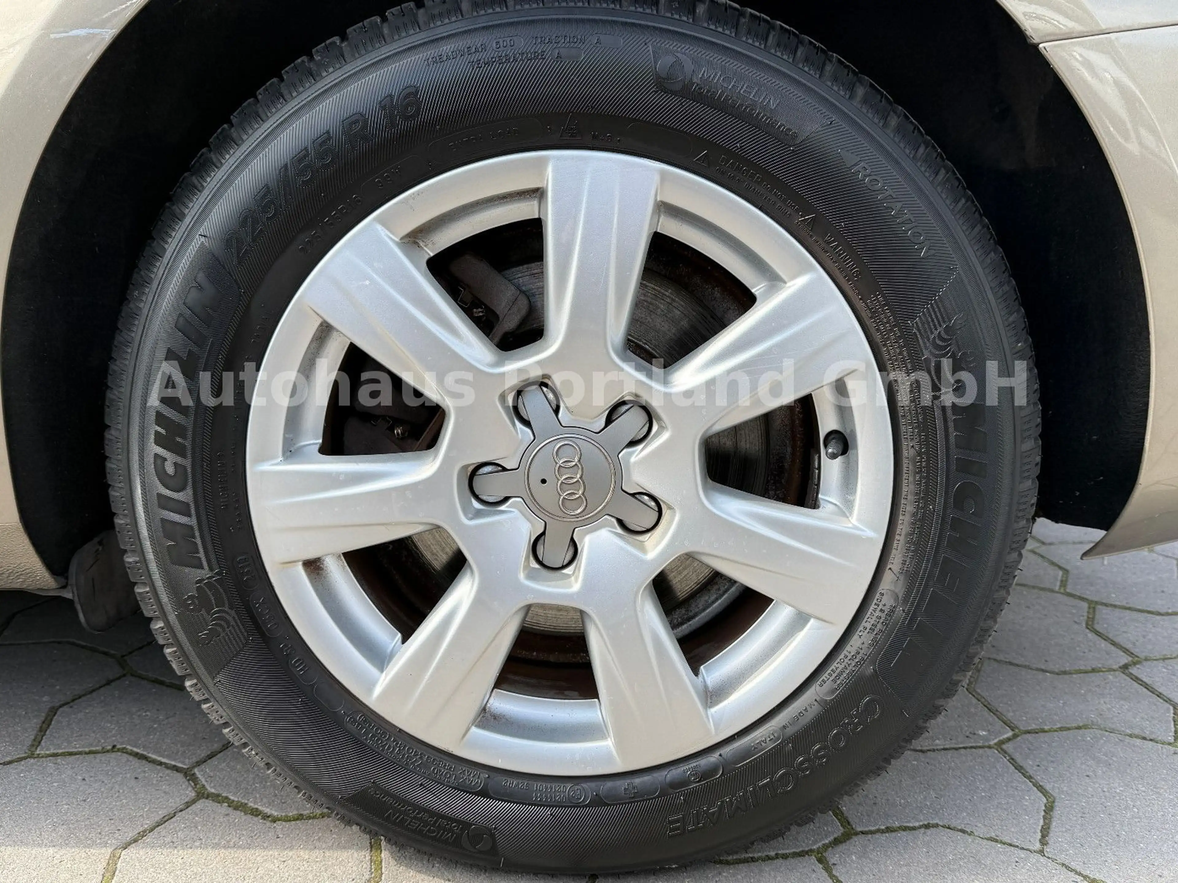 Audi A4 Ambiente 2.0 TFSI/Neuer Motor/ACC/Kamera/Totw — photo 13