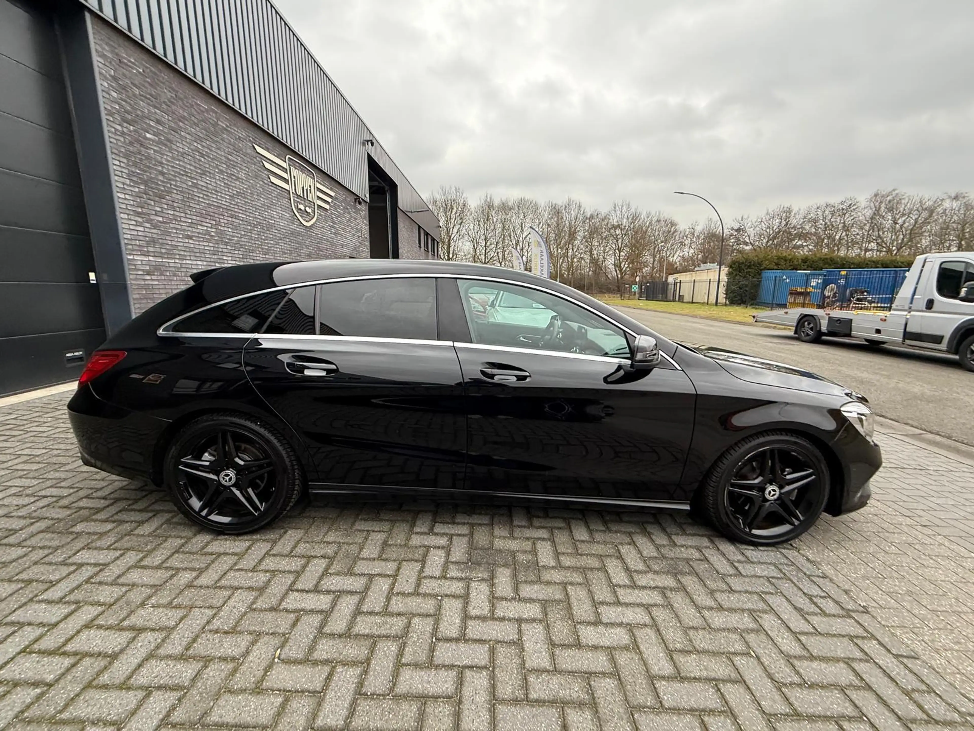 Mercedes-Benz CLA 180 Shooting Brake d Business Solution | 1E EIGENAAR | — photo 5