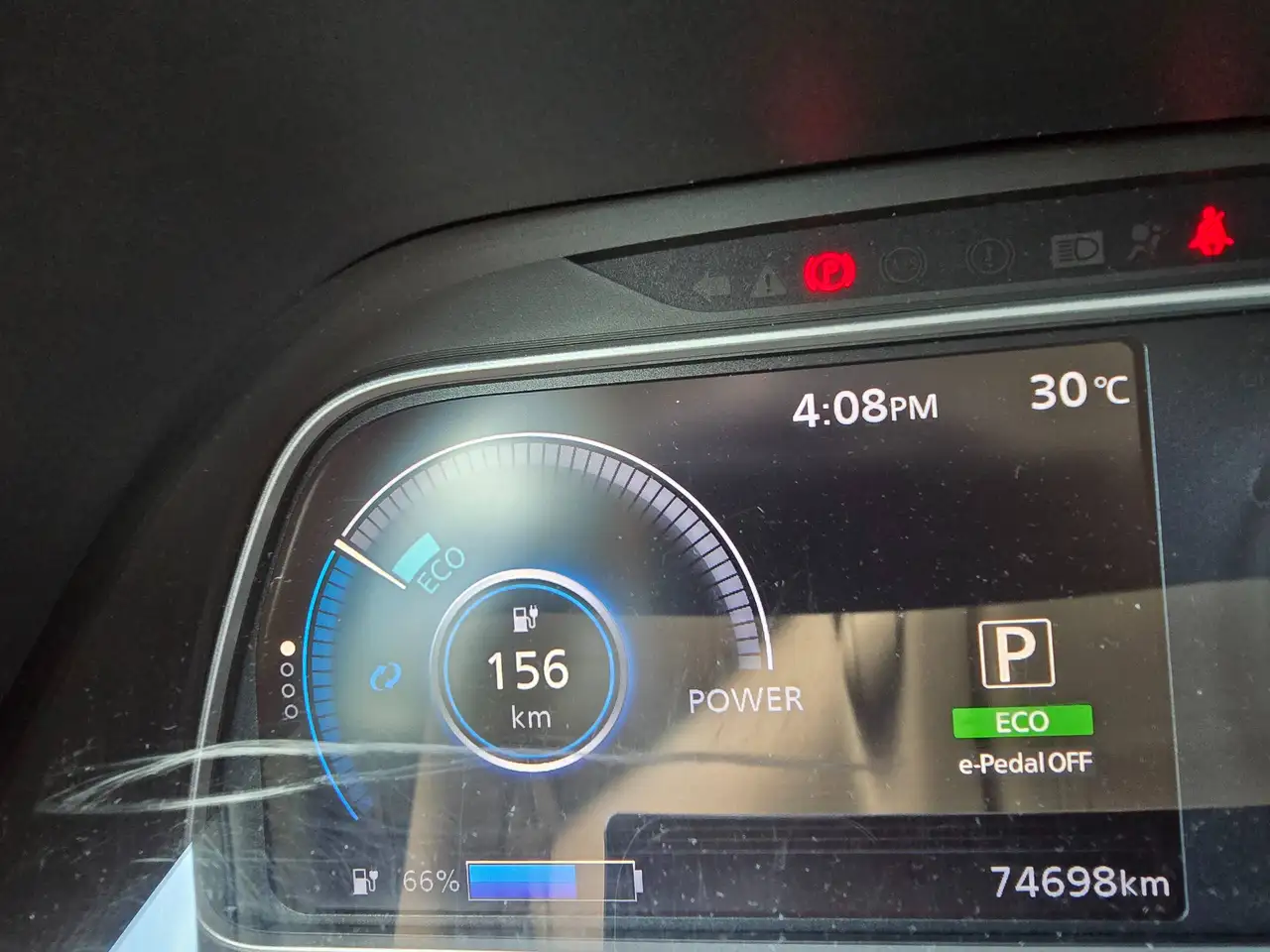 Nissan Leaf photo Nissan Leaf