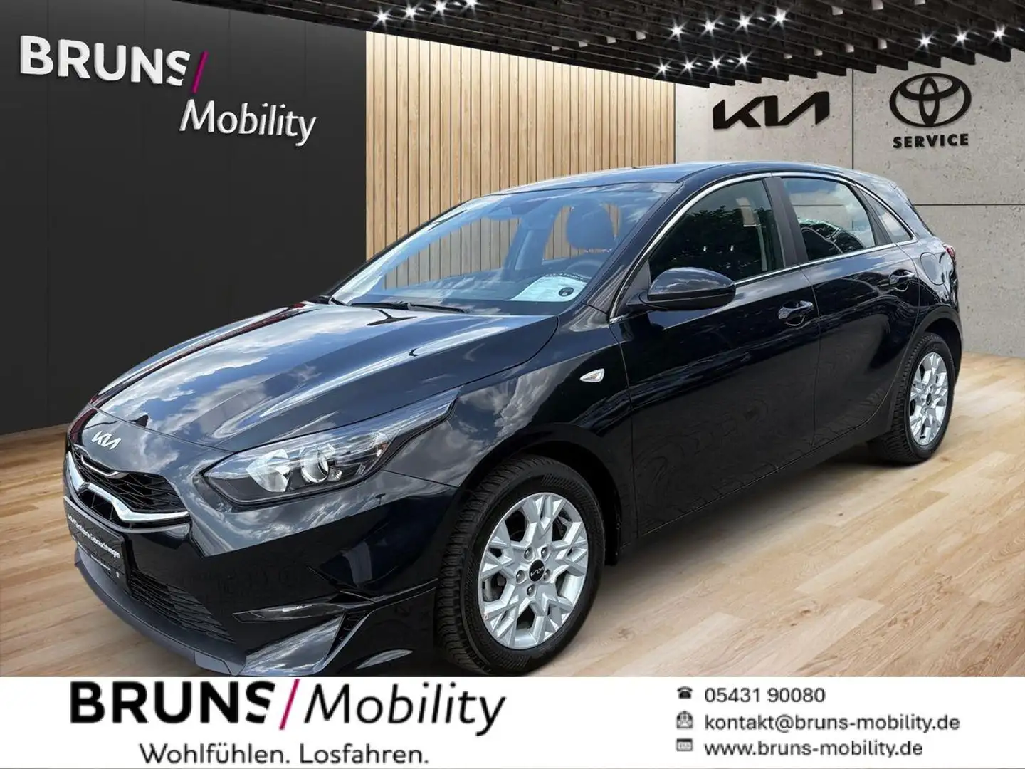 Kia Ceed / cee'd 1.5T 140 DCT7 Vision KOMF+ (NAVI) Schwarz - 1