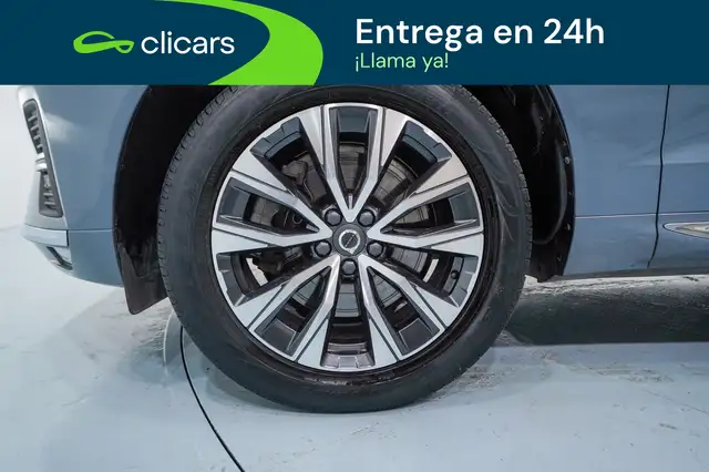 Volvo XC60 view 11
