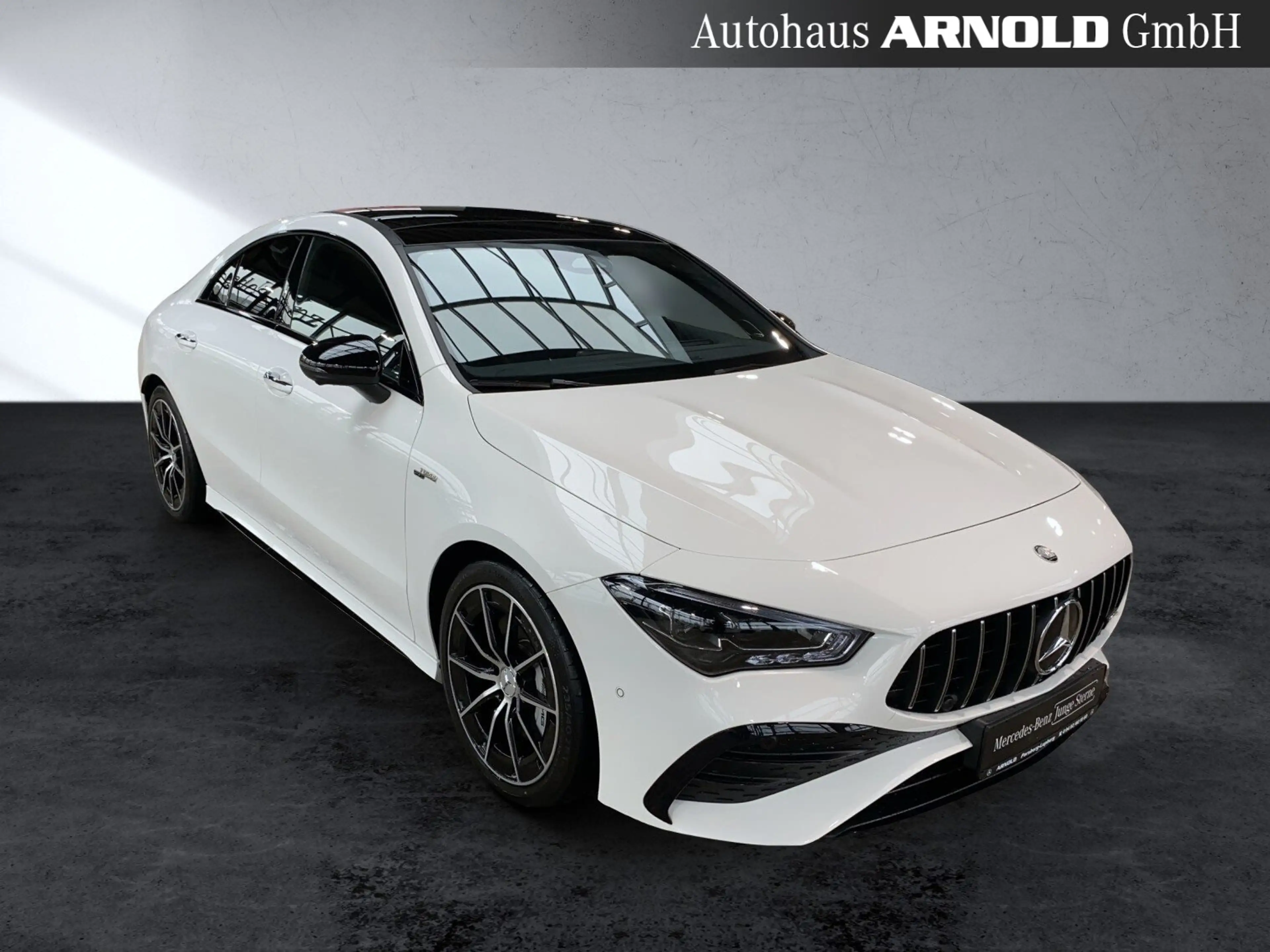 Mercedes-Benz CLA 35 AMG Mercedes-AMG CLA 35 4M Distr Pano 360° Burmester — photo 7