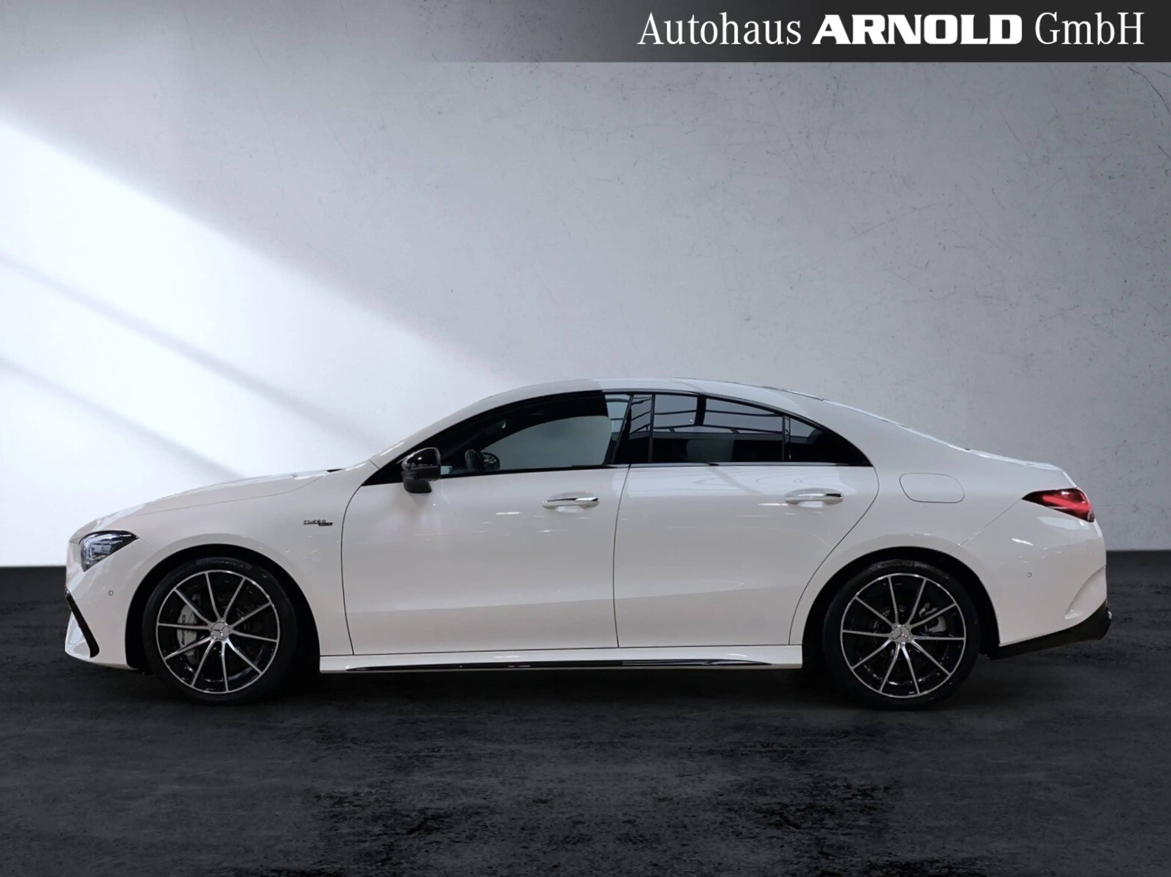 Mercedes-Benz CLA 35 AMG Mercedes-AMG CLA 35 4M Distr Pano 360° Burmester — photo 3