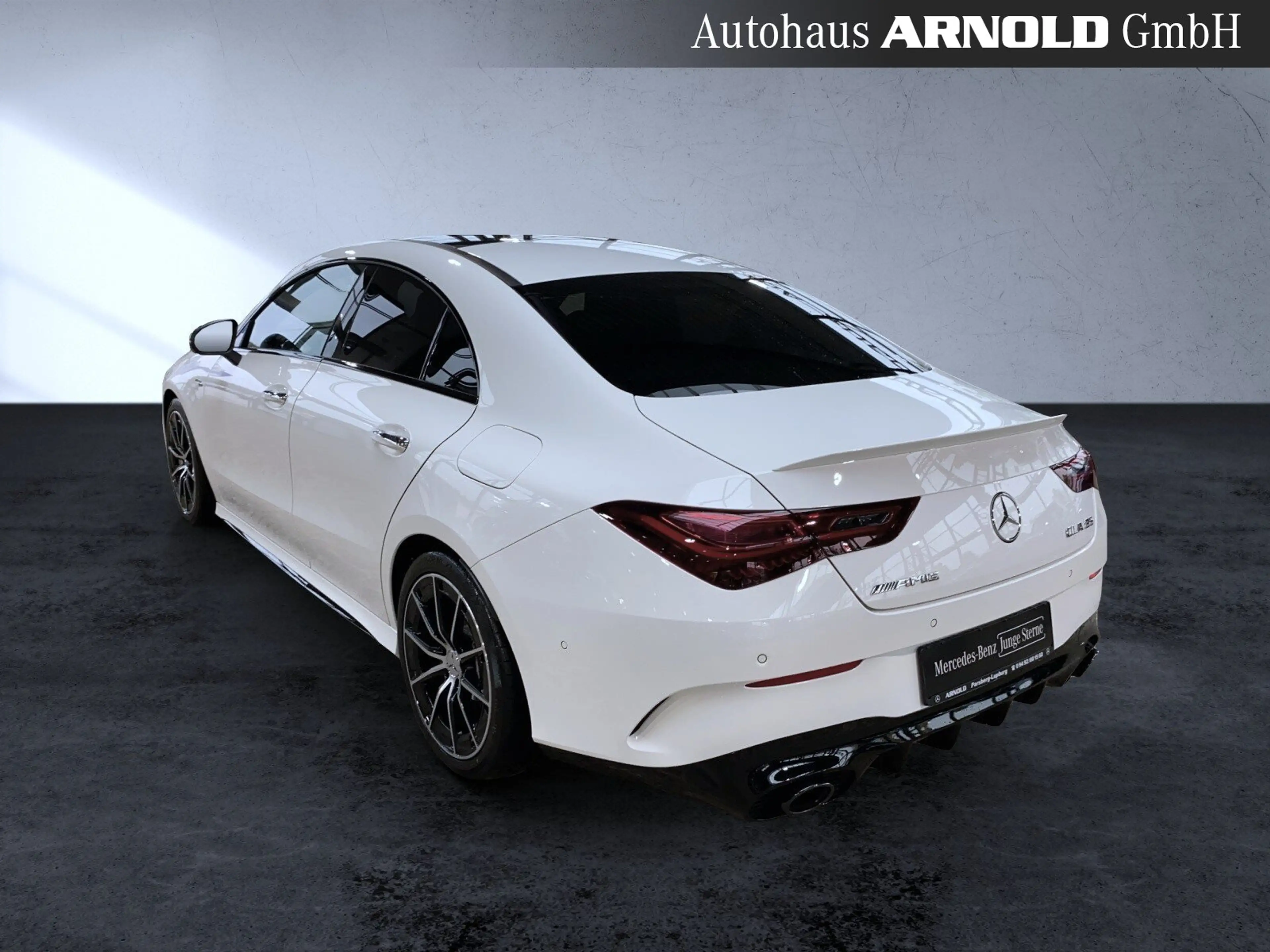 Mercedes-Benz CLA 35 AMG Mercedes-AMG CLA 35 4M Distr Pano 360° Burmester — photo 4