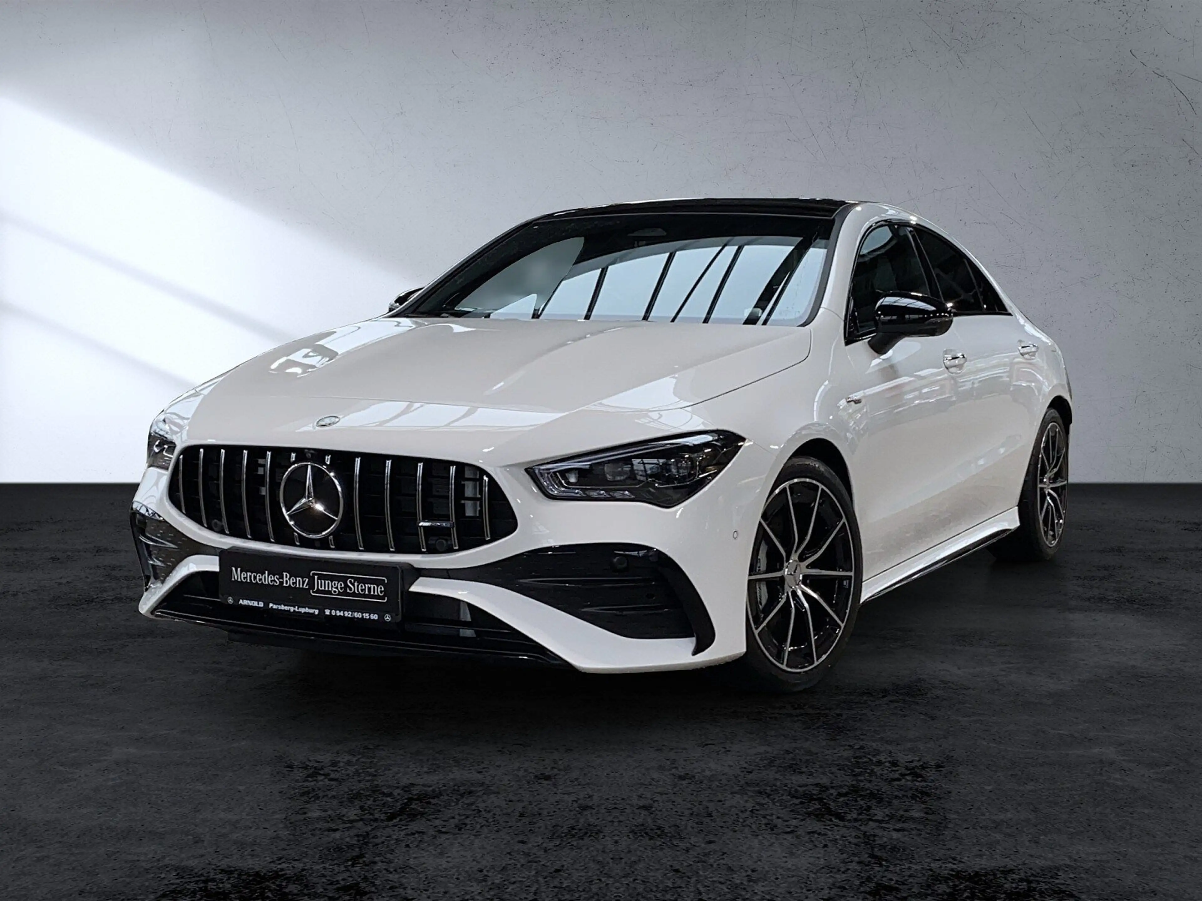 Mercedes-Benz CLA 35 AMG Mercedes-AMG CLA 35 4M Distr Pano 360° Burmester — photo 2