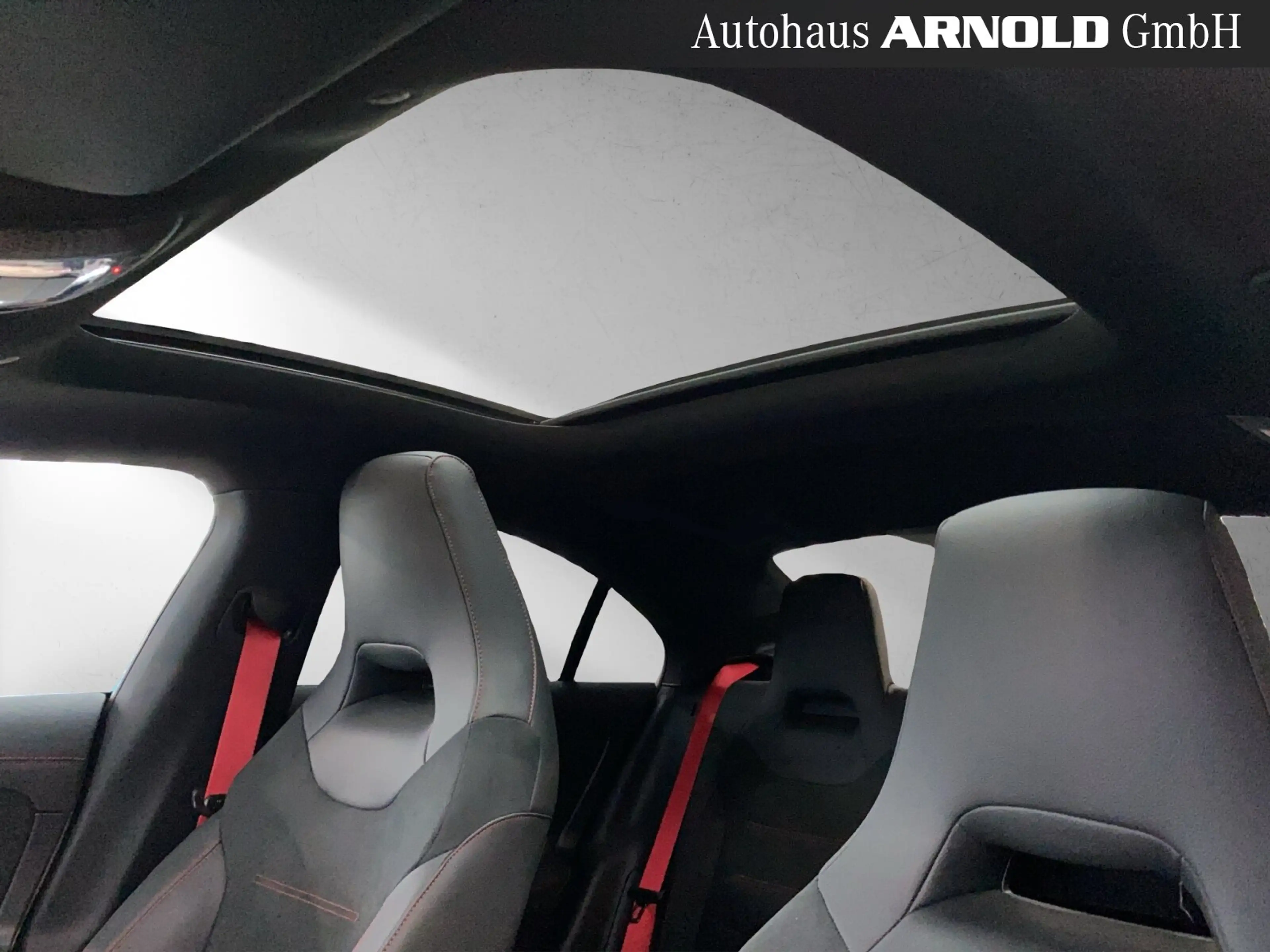 Mercedes-Benz CLA 35 AMG Mercedes-AMG CLA 35 4M Distr Pano 360° Burmester — photo 14