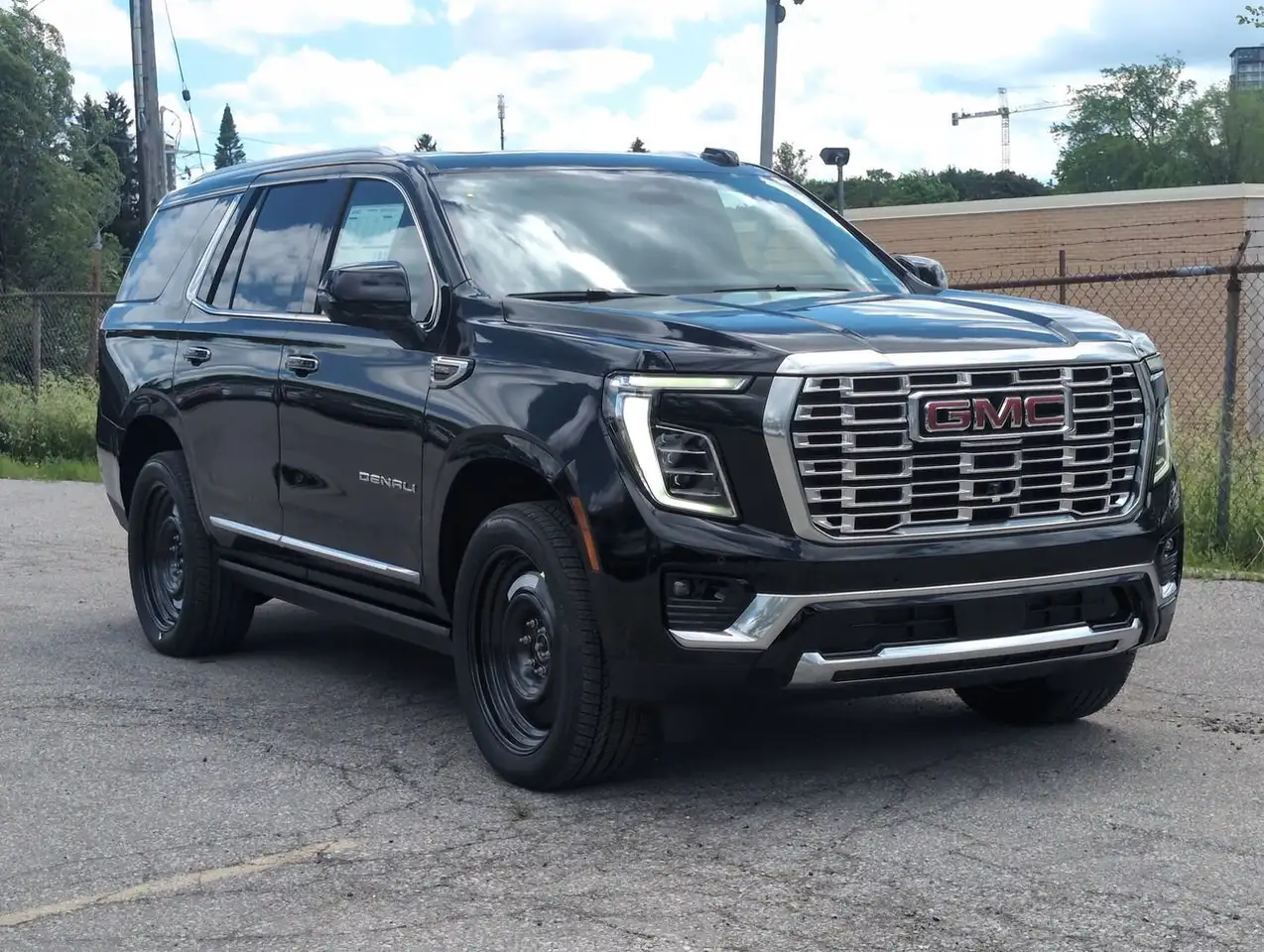 GMC Yukon photo GMC Yukon