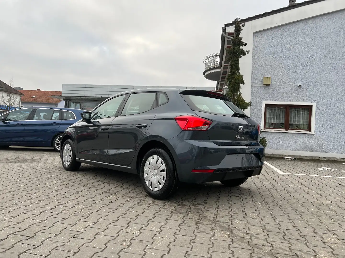 SEAT Ibiza 1.0 TSI Reference *LED Sitzh. PDC Virtual* Grey - 2