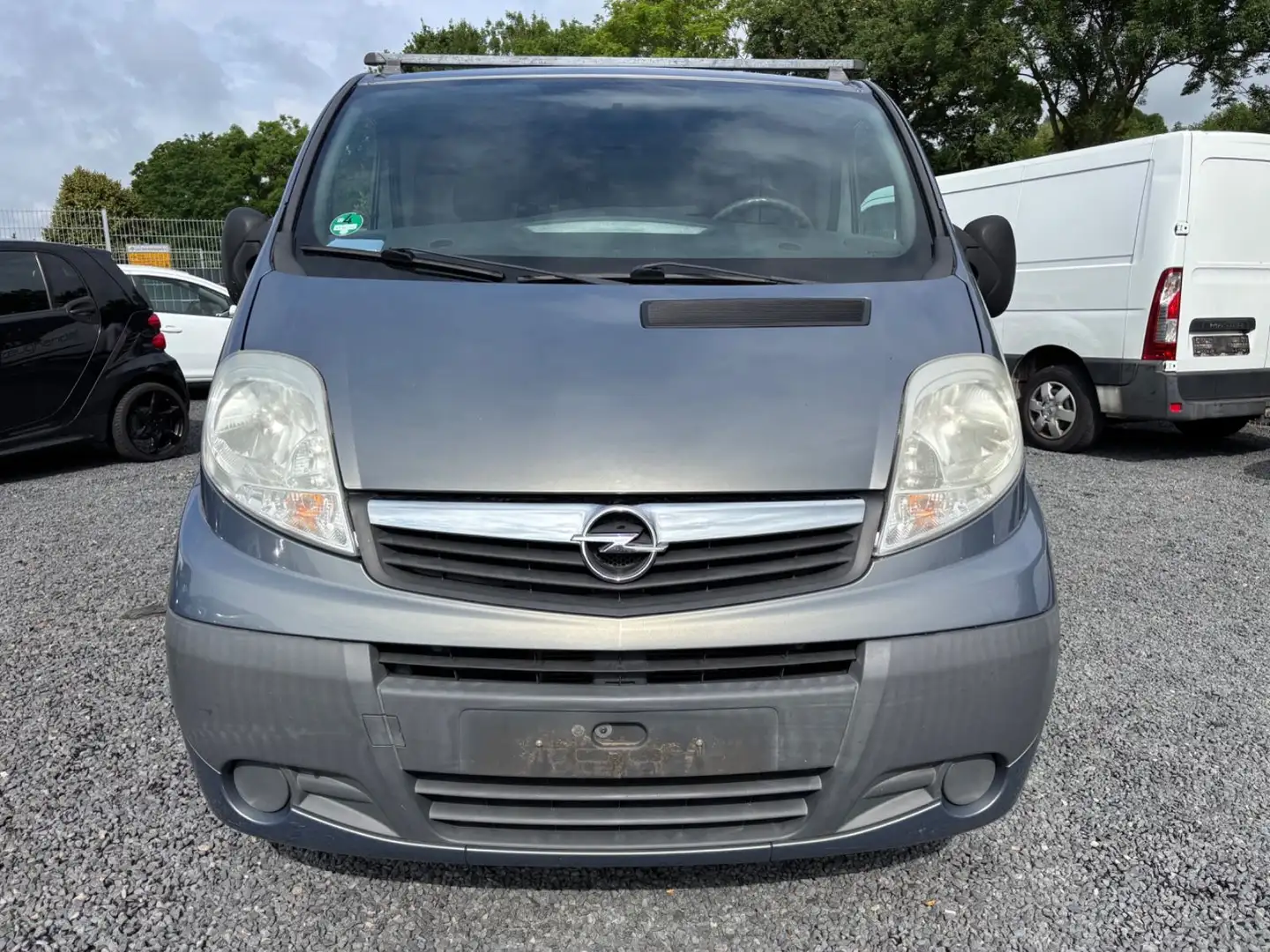 Opel Vivaro Kasten L1H1 2,7t*Klima* Grau - 1