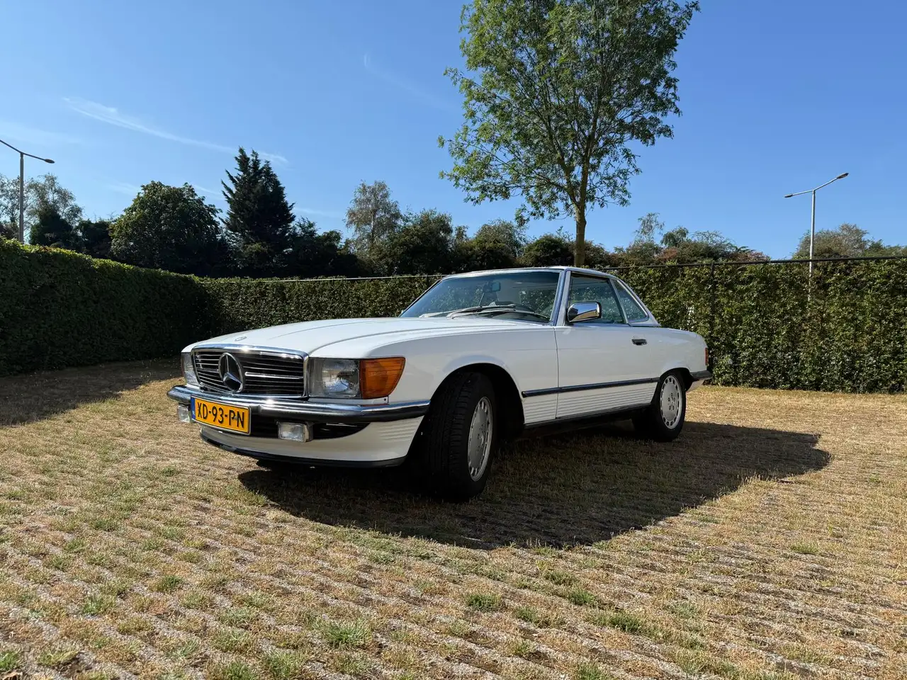 Mercedes-Benz SL 300, foto 1