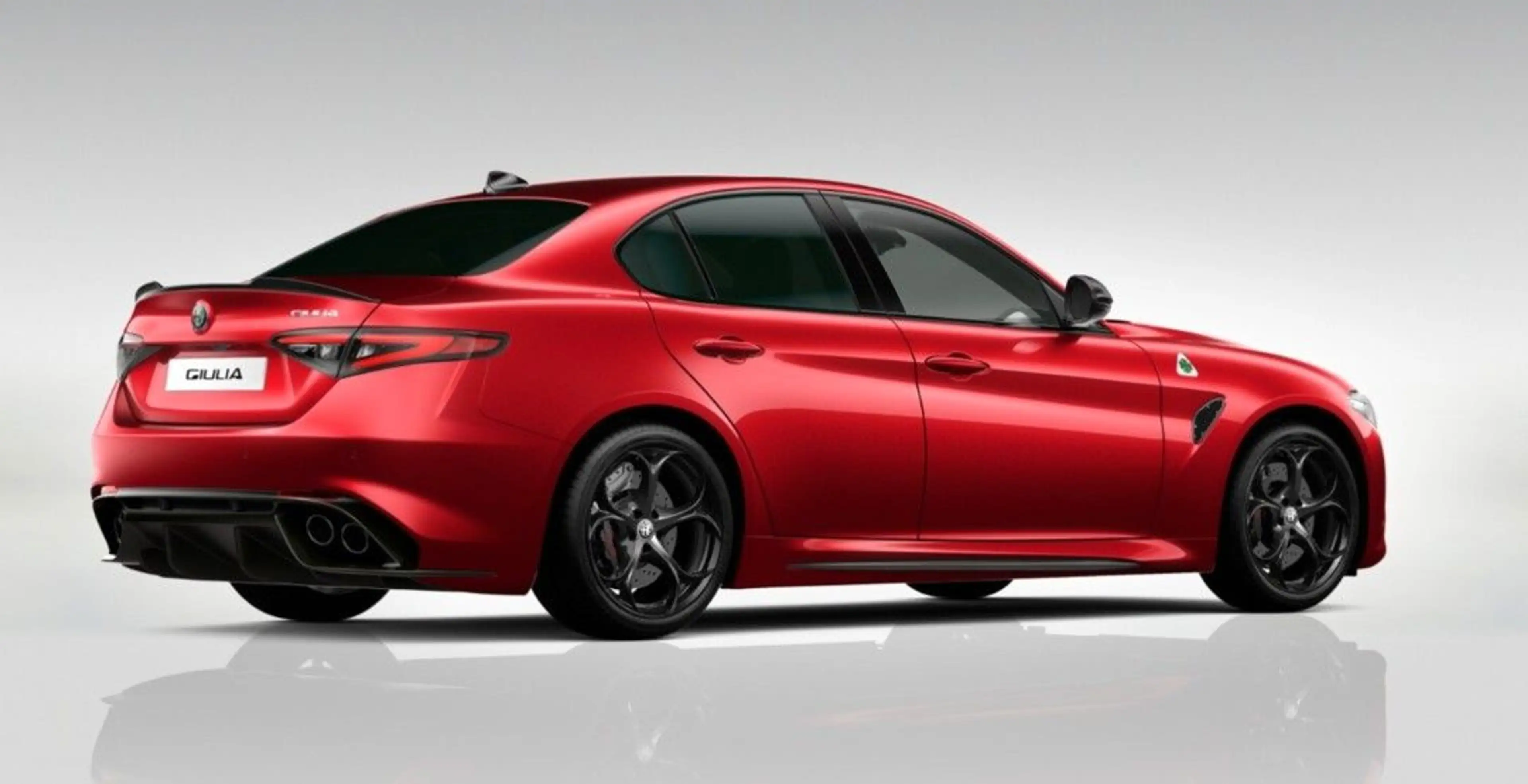 Alfa Romeo Giulia QUADRIFOGLIO Rosso Etna Technologie Paket — photo 3