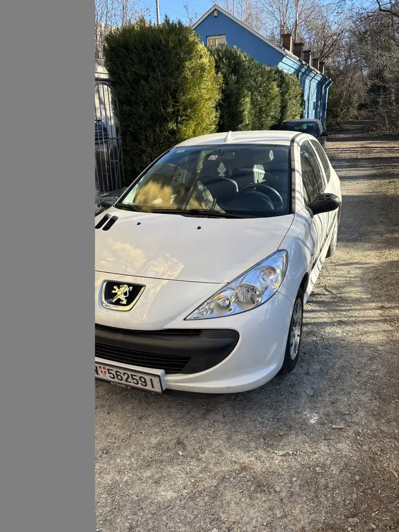 Peugeot 206 206  Junior 1,1 Junior Weiß - 2