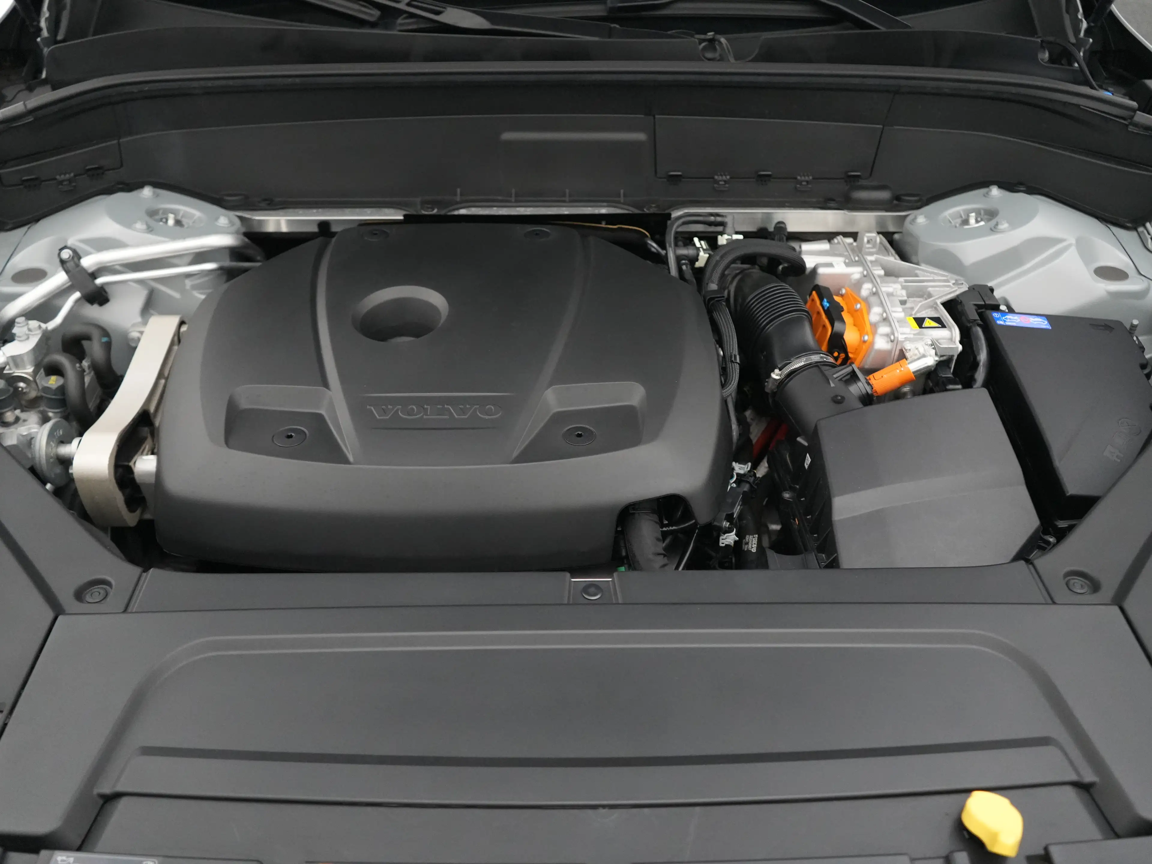 Volvo XC90 T8 Recharge AWD Ultra Dark | Full Options | Luchtv — photo 21