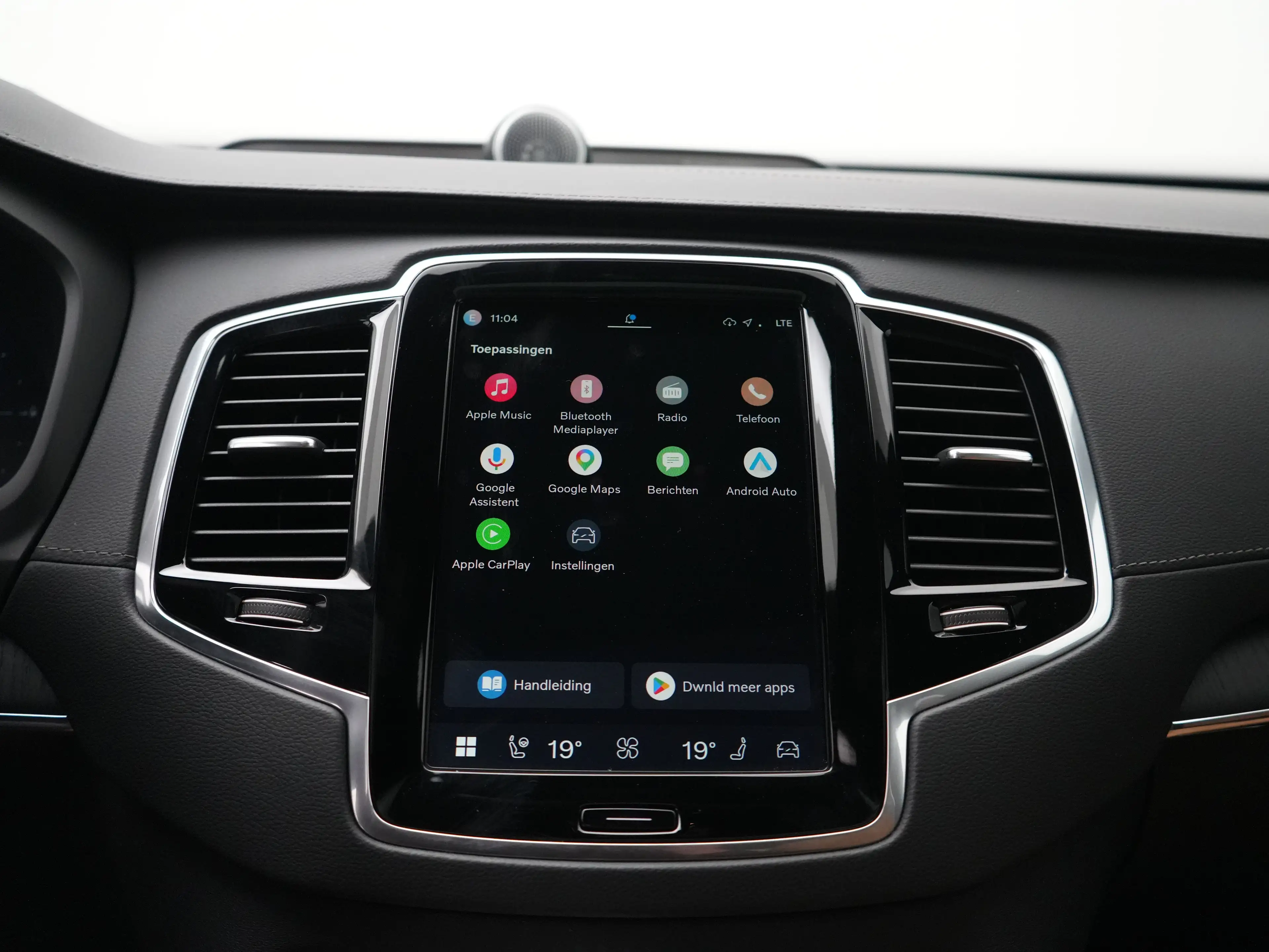 Volvo XC90 T8 Recharge AWD Ultra Dark | Full Options | Luchtv — photo 43