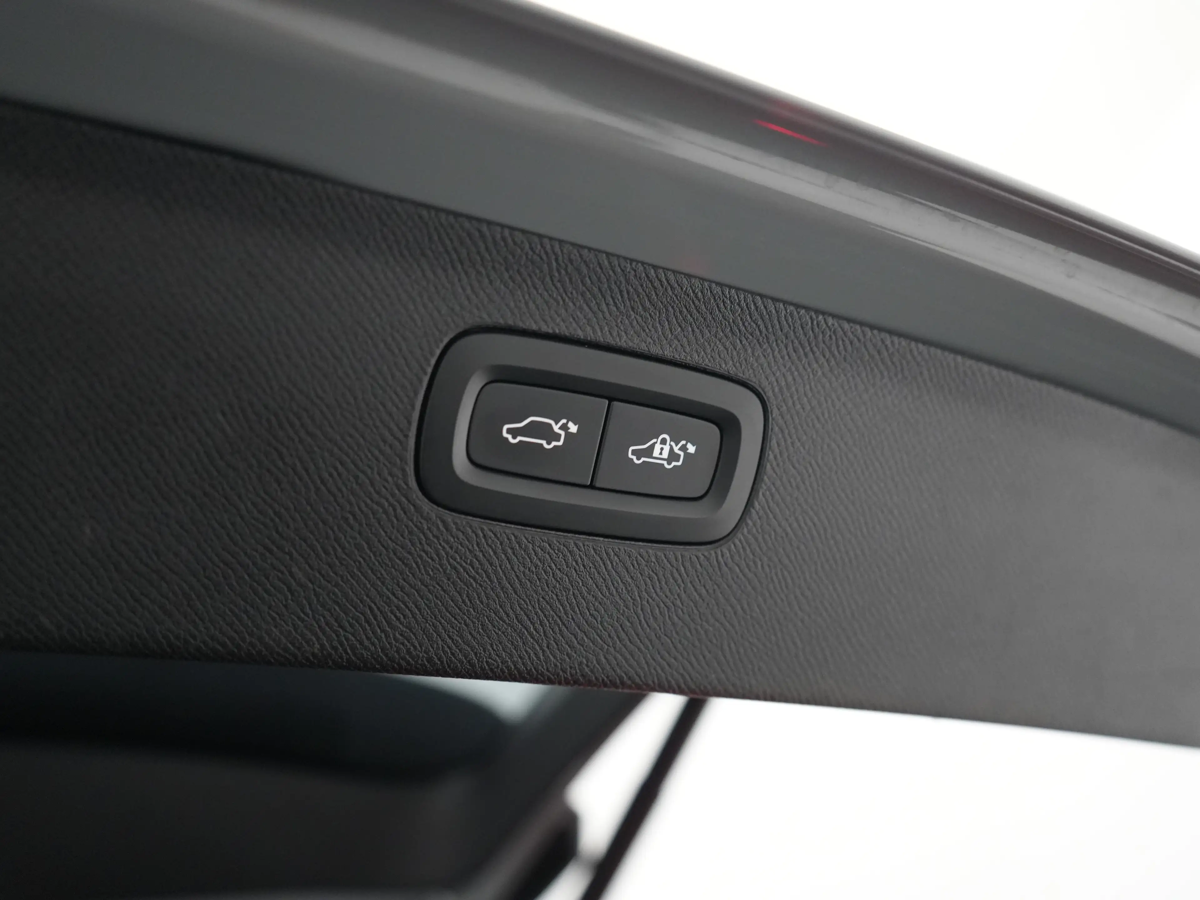 Volvo XC90 T8 Recharge AWD Ultra Dark | Full Options | Luchtv — photo 16