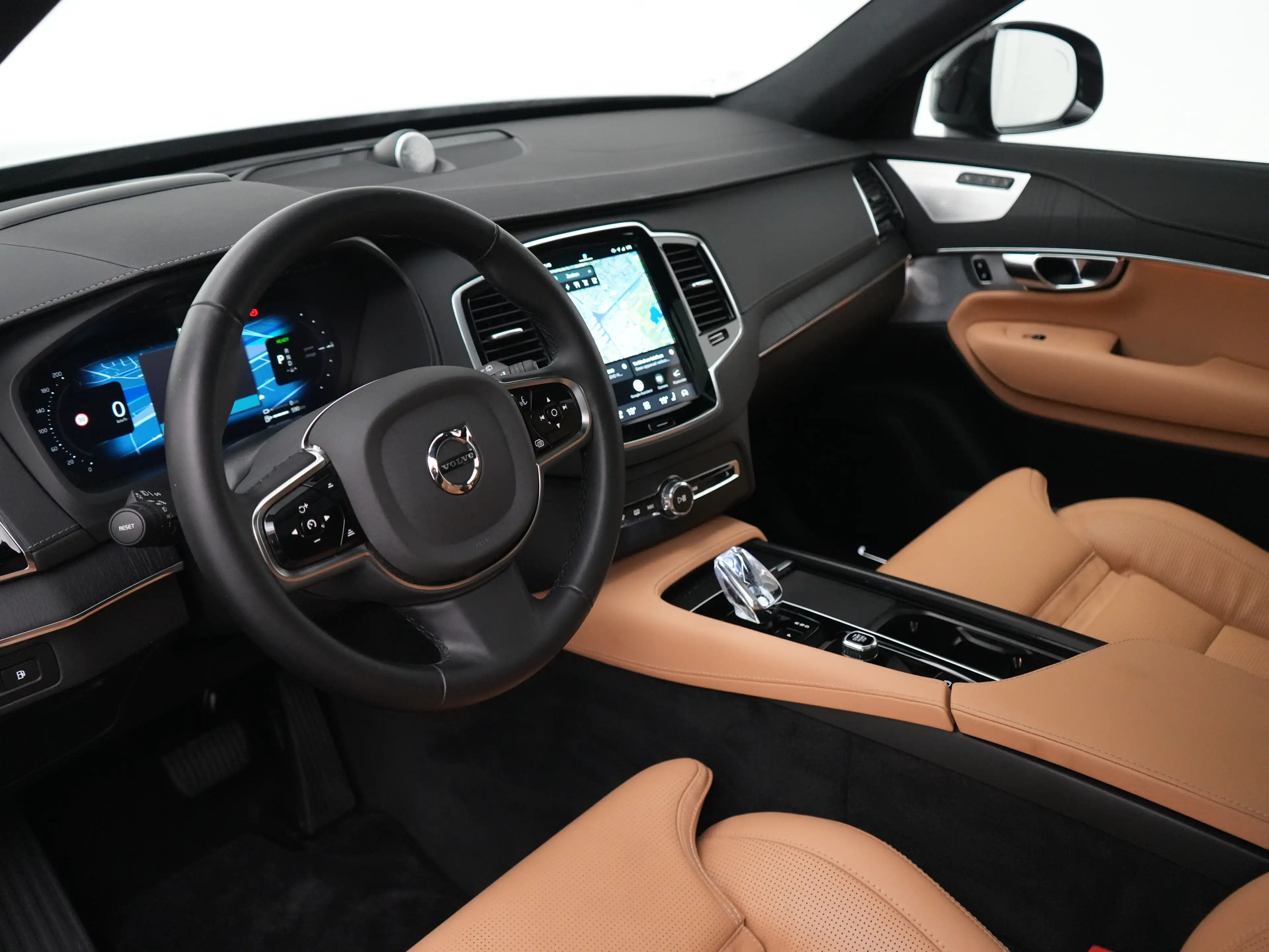 Volvo XC90 T8 Recharge AWD Ultra Dark | Full Options | Luchtv — photo 8