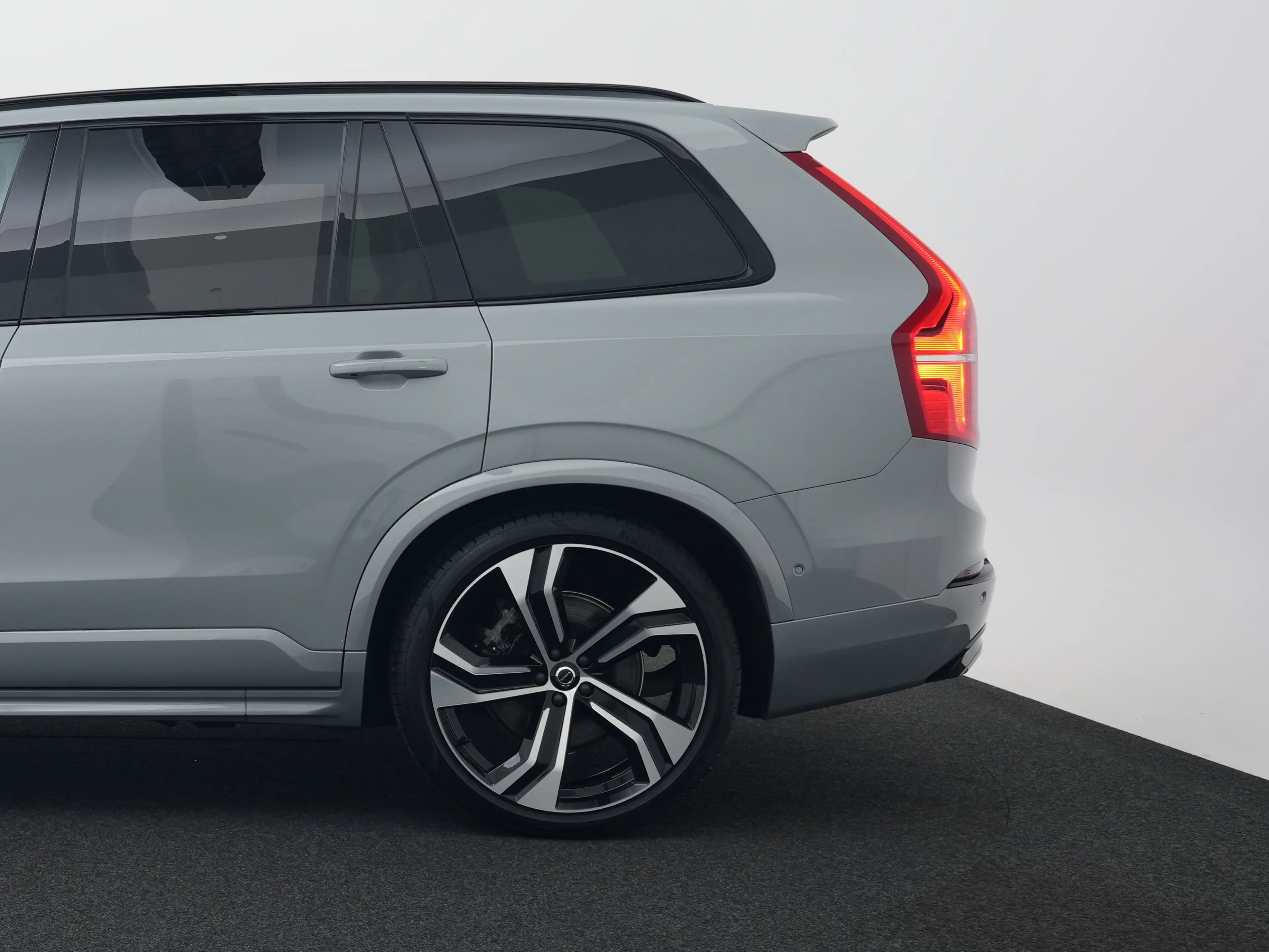 Volvo XC90 T8 Recharge AWD Ultra Dark | Full Options | Luchtv — photo 39