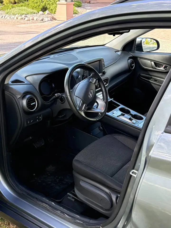 Hyundai KONA снимка Hyundai KONA