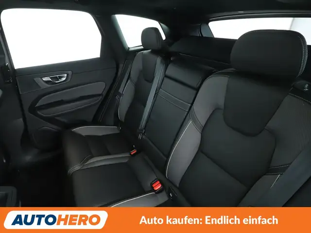 Volvo XC60 view 14