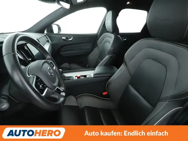 Volvo XC60 view 10