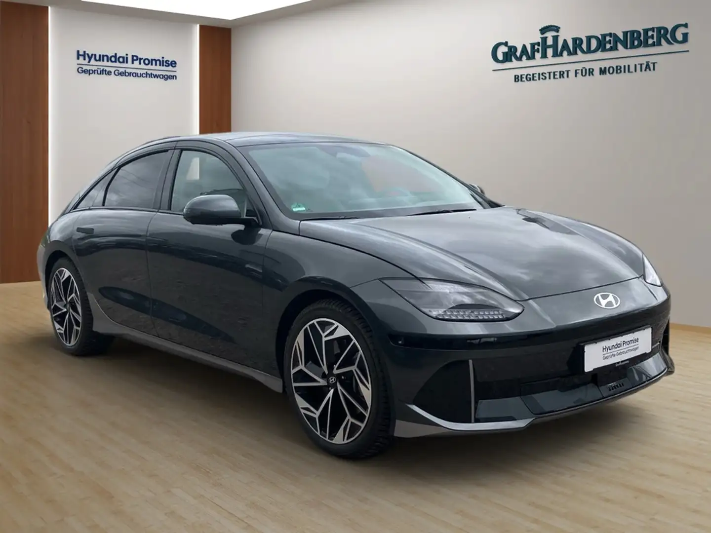 Hyundai IONIQ 6 77,4 kWh Batt. UNIQ-Paket Elektro 4WD Gri - 2