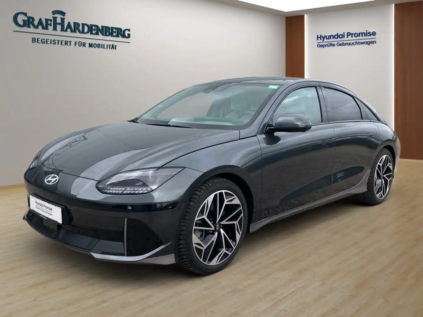 Hyundai IONIQ 6 77,4 kWh Batt. UNIQ-Paket Elektro 4WD Gri - 1