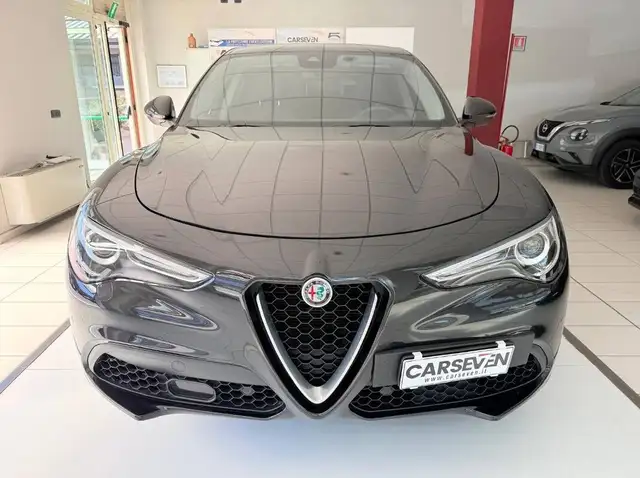 Alfa Romeo Stelvio view 2