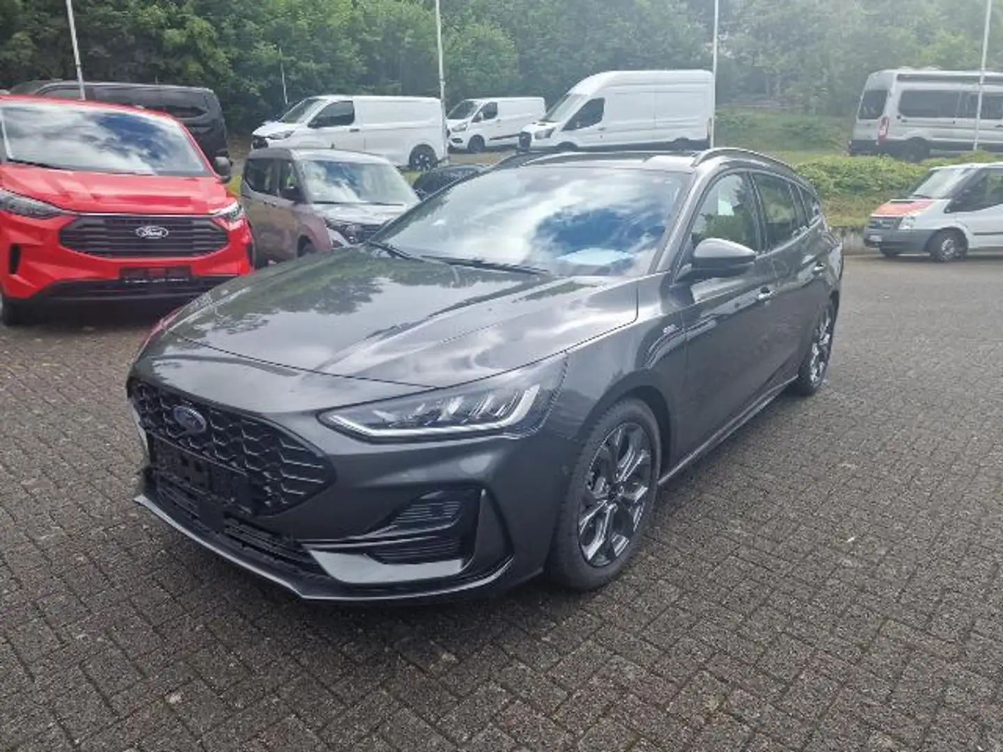 Ford Focus Turnier 1.0 EcoBoost Hybrid Aut. ST-LINE Gris - 1