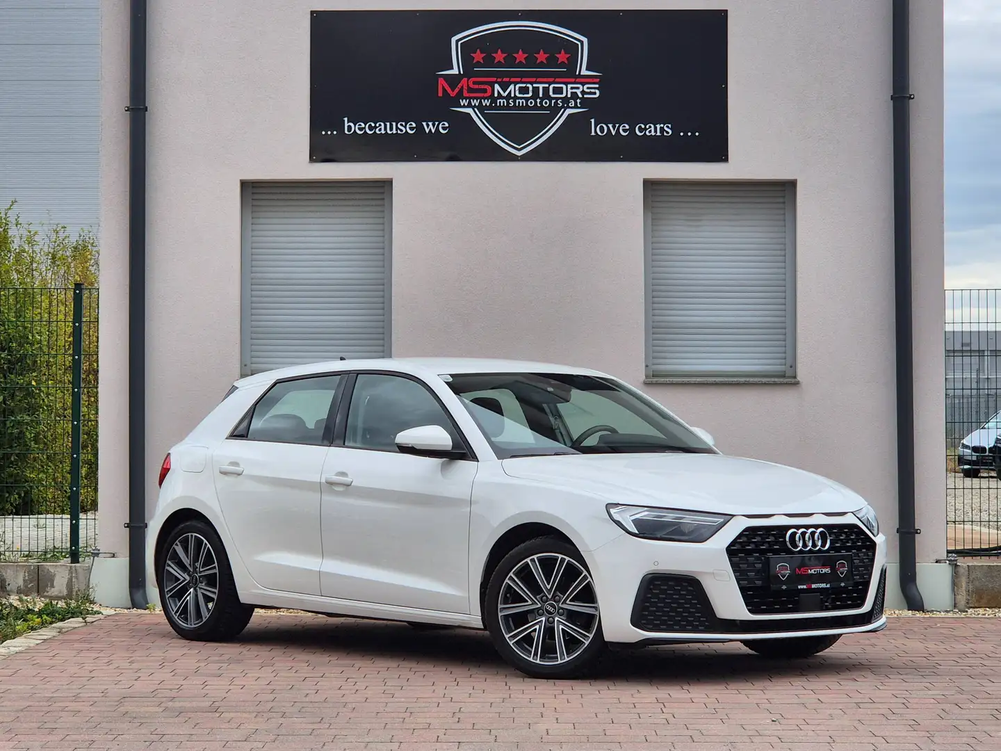Audi A1 SB 30 TFSI intense S-tronic *ASSISTENTEN*CAR PLAY Weiß - 1
