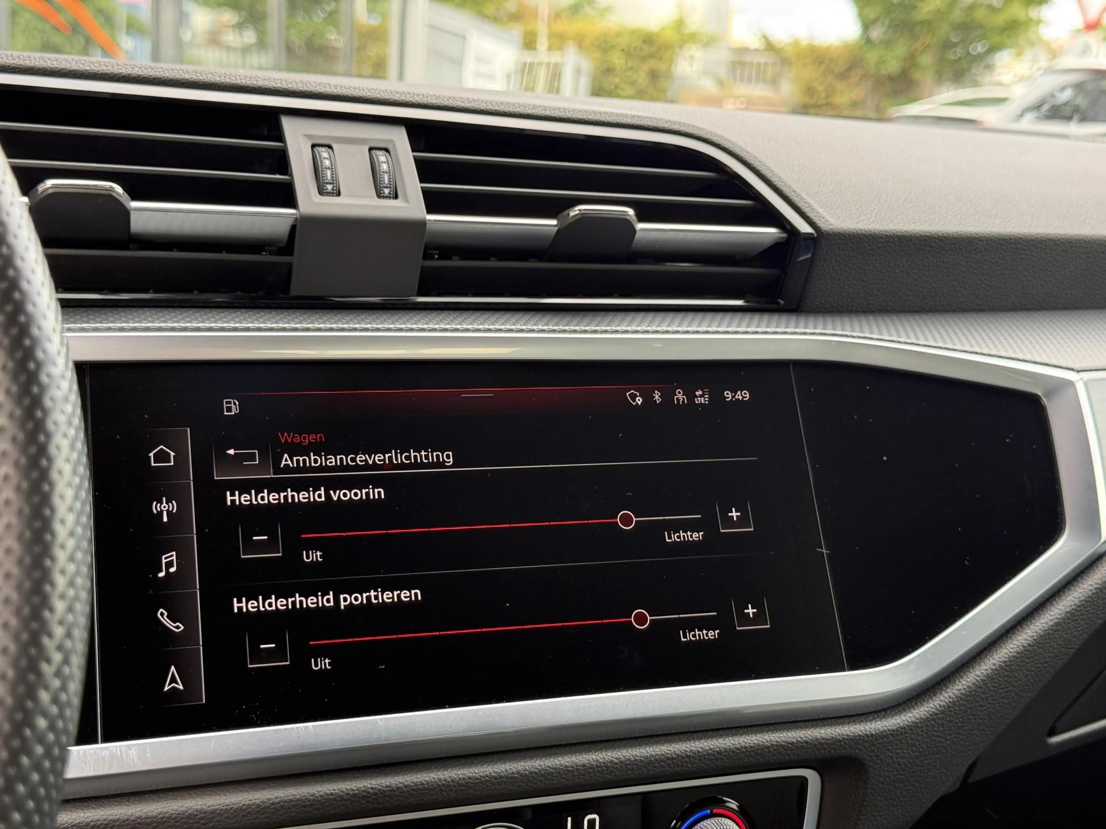 Audi Q3 Sportback 35 TFSI S Edition Competition Pano 19 In — photo 25