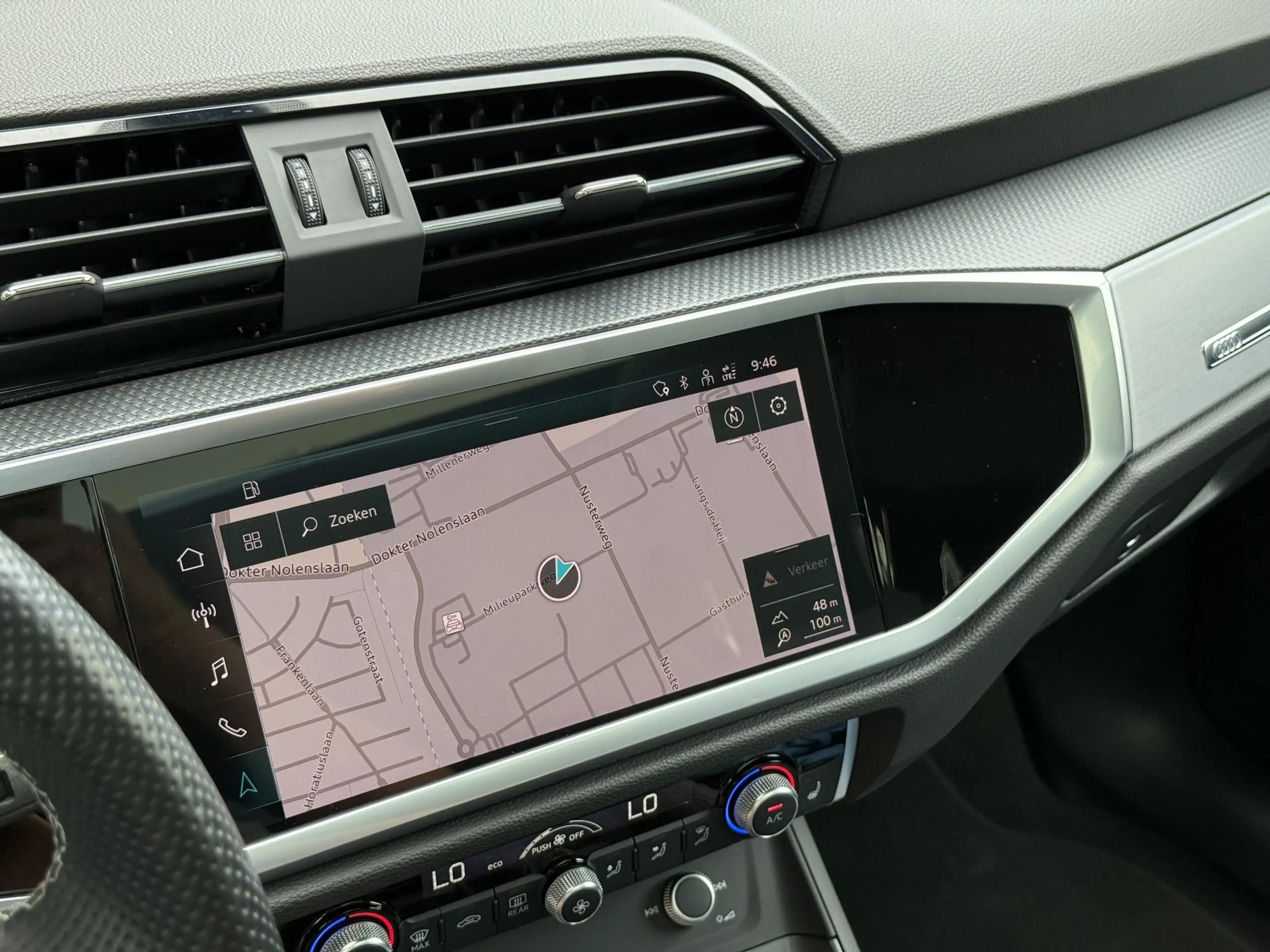 Audi Q3 Sportback 35 TFSI S Edition Competition Pano 19 In — photo 18